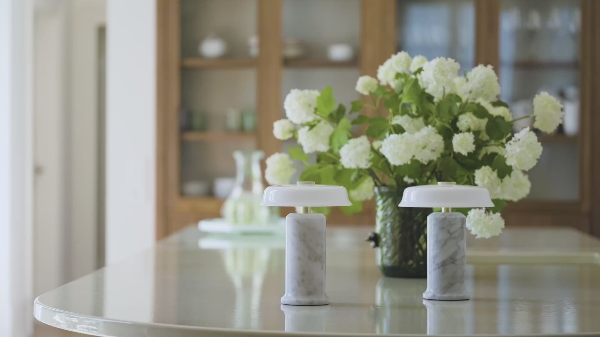 Portable lamp TRIP NO. 2 white marble with milky white glass