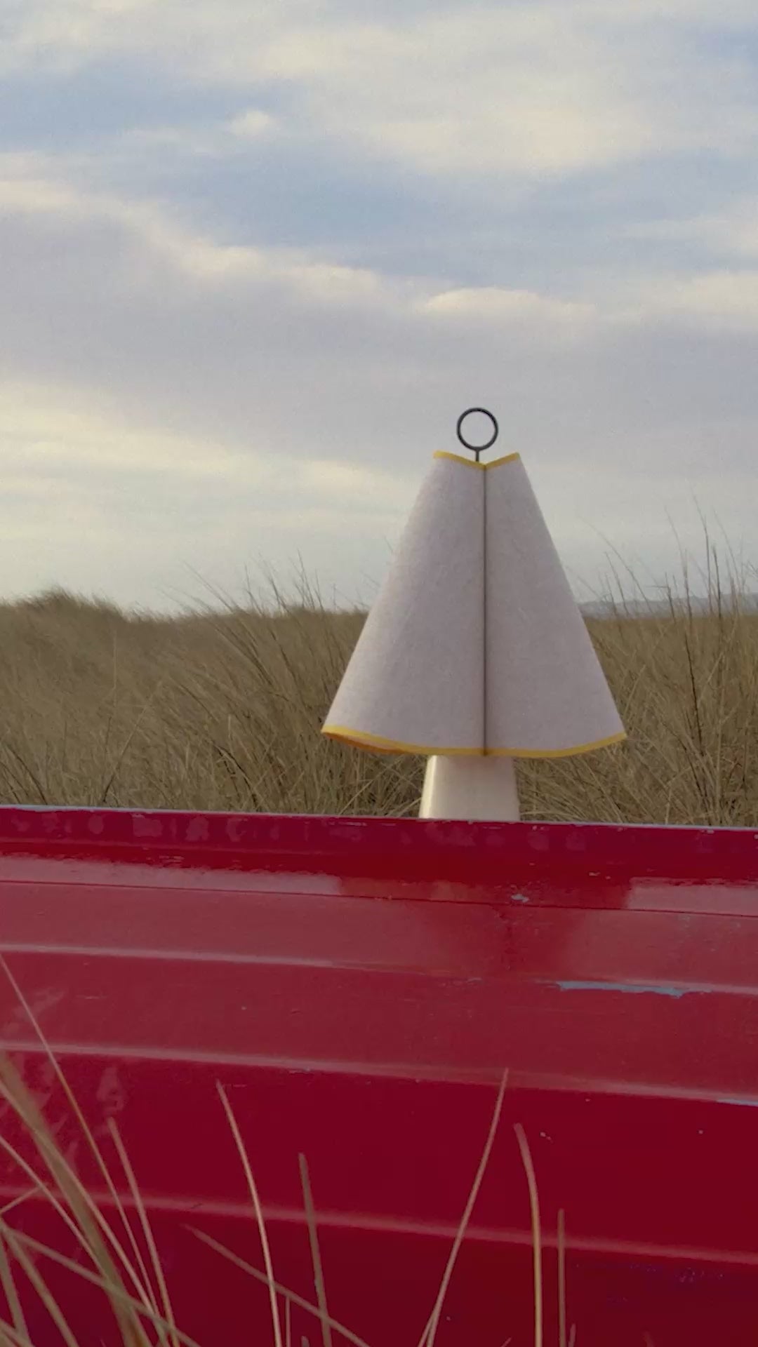 Portable lamp HORNBÆK white with yellow finish