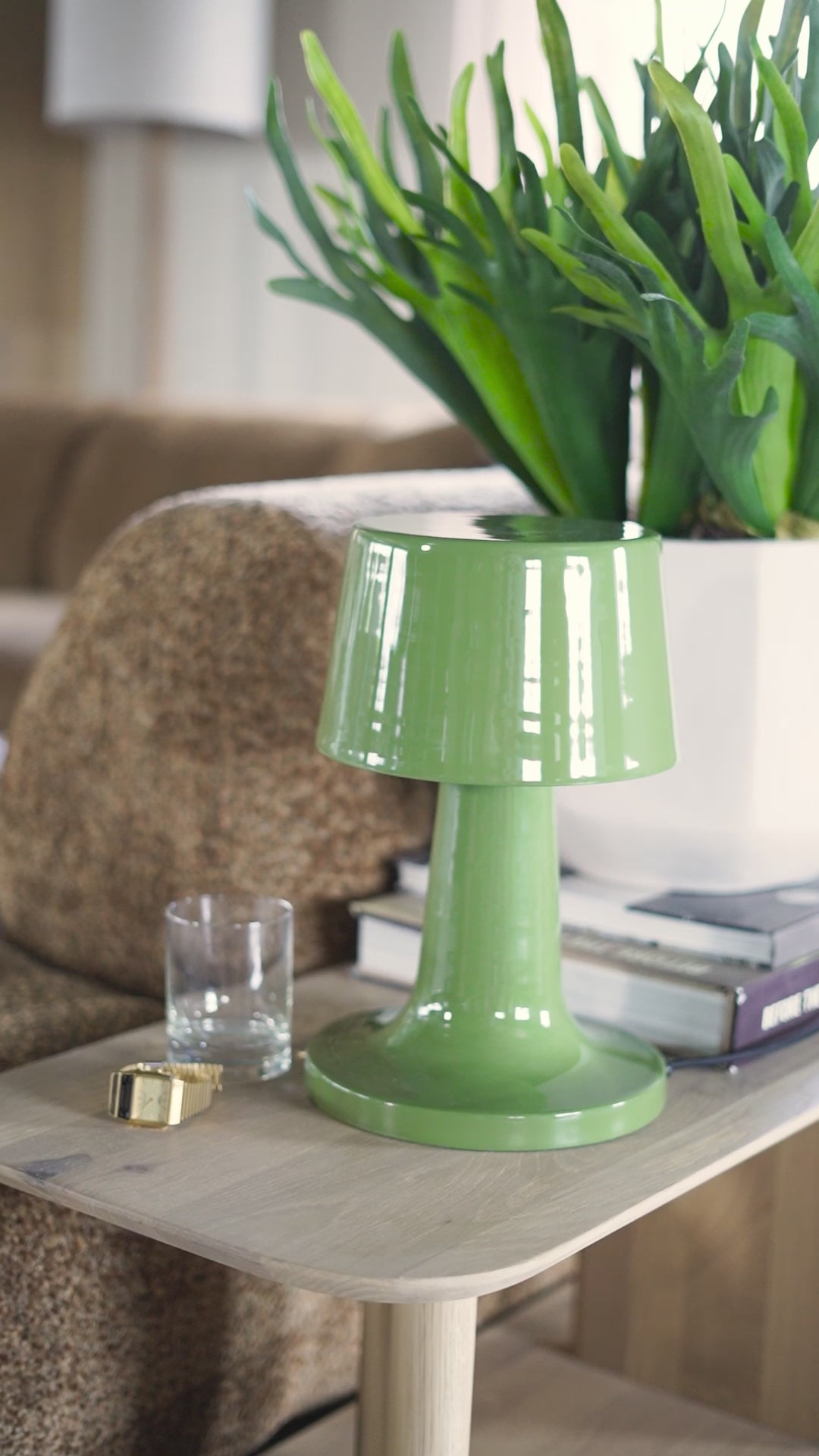 ALVO green table lamp