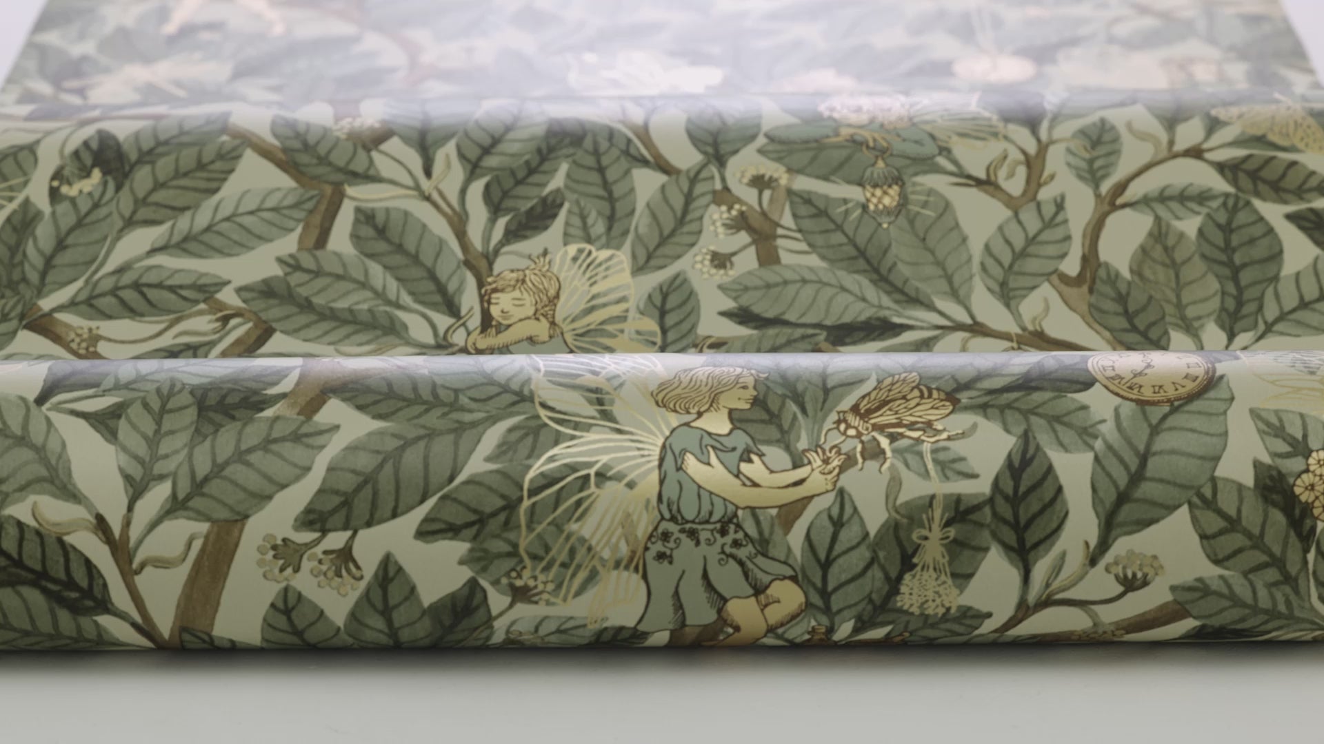 Tapeta dziecięca z motywem baśniowym wróżek FAIRIES zielony