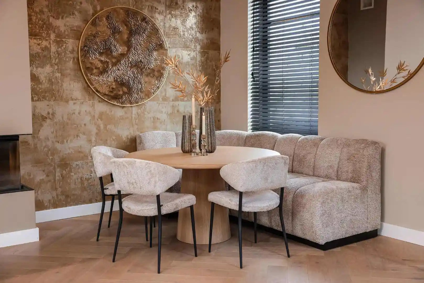 Okrúhly stôl OAKLEY dýha z duba