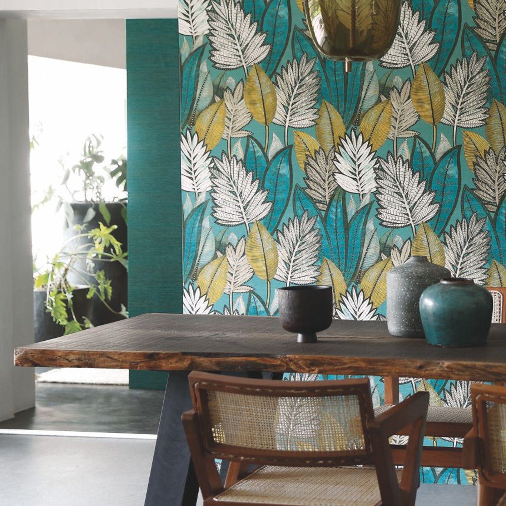 SABAL Structural Wallpaper with Plant Motif - VERT D'EAU Green with Yellow