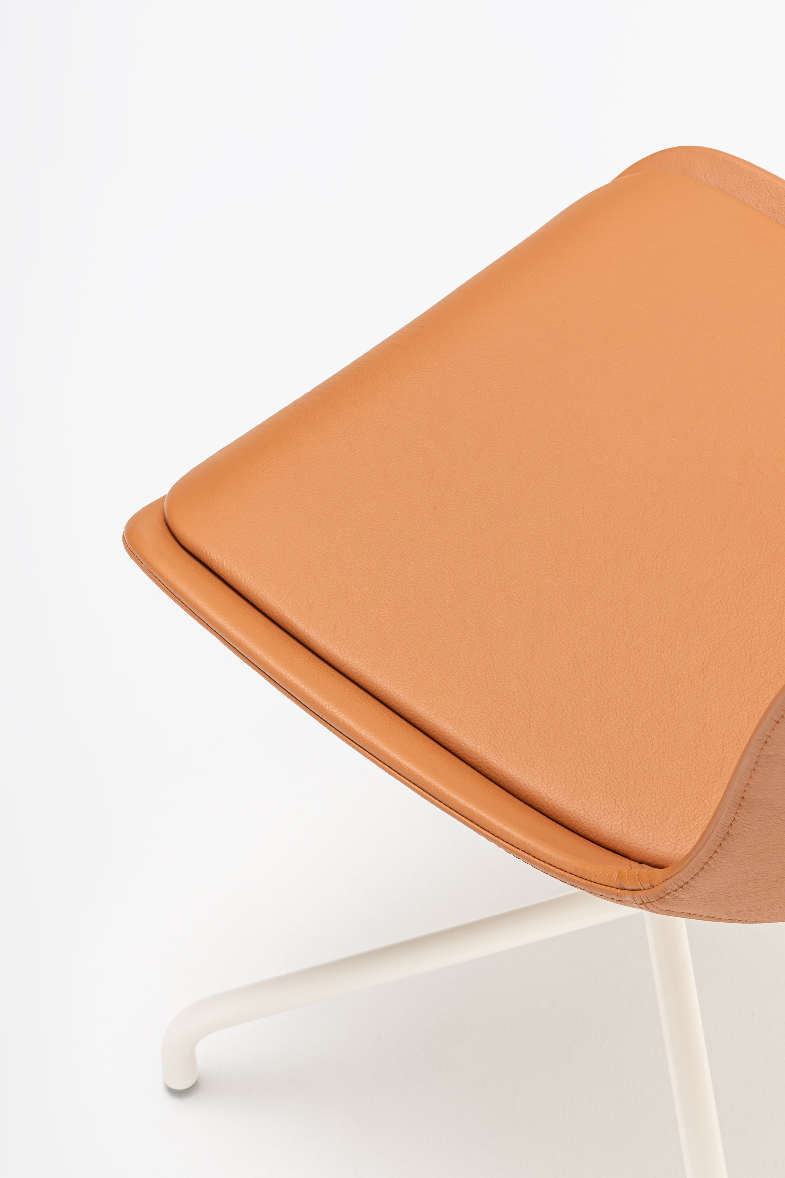 Swivel chair Baltic 2 classic metal base