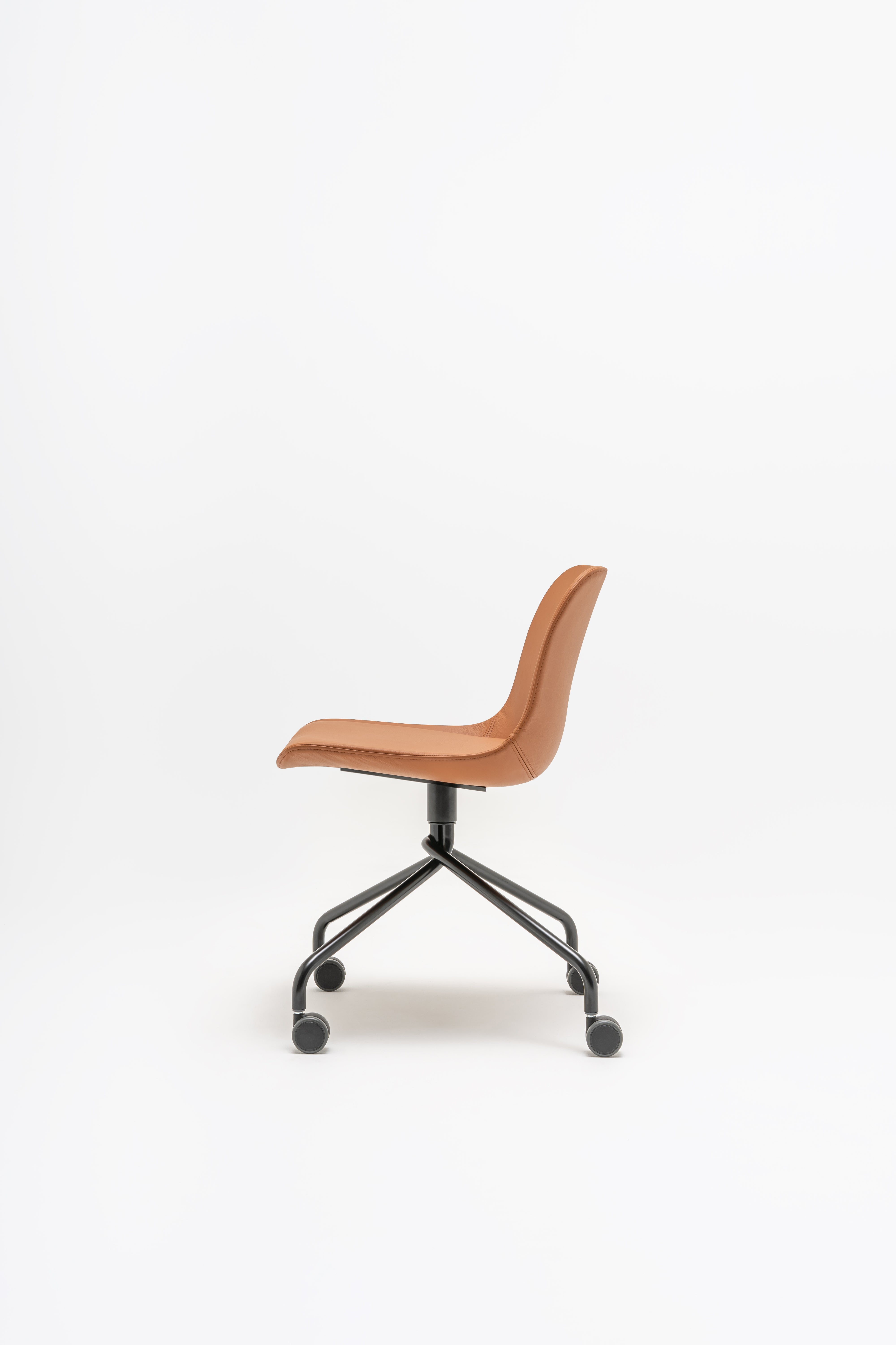 Swivel chair Baltic 2 Classic Metal base with wheels for a hard surface