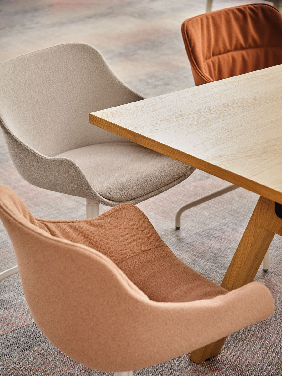 Krzesło obrotowe BALTIC CLASSIC podstawa metalowa - kolor do wyboru [Milena] MDD    Eye on Design