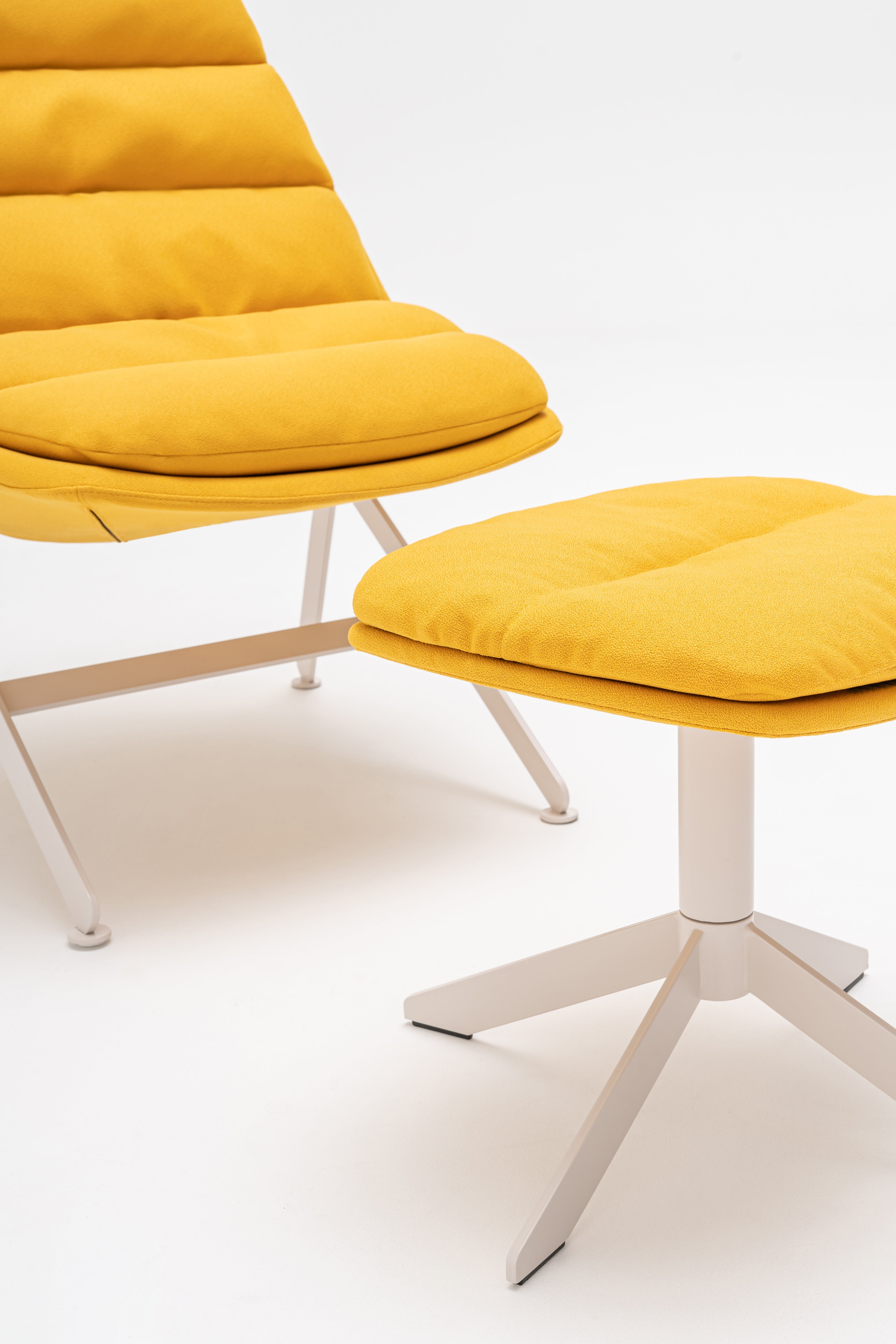 Fat frank footrest upholstered