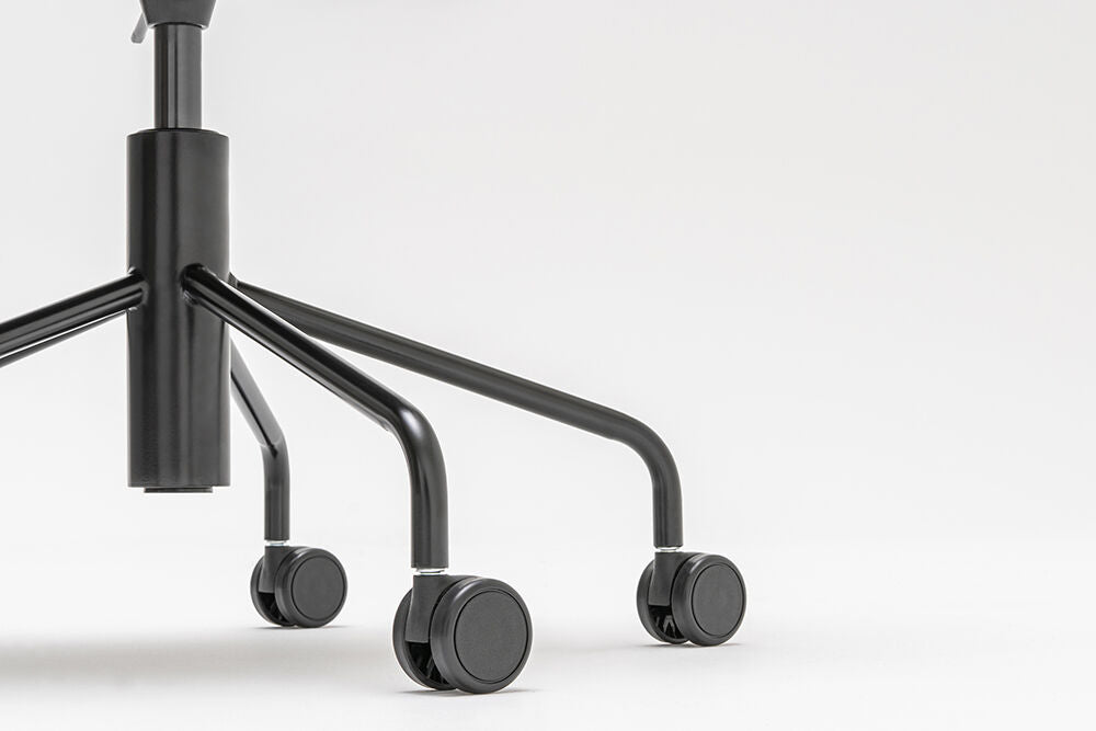 Krzesło NEW SCHOOL regulowana podstawa niebieski [Milena] MDD    Eye on Design