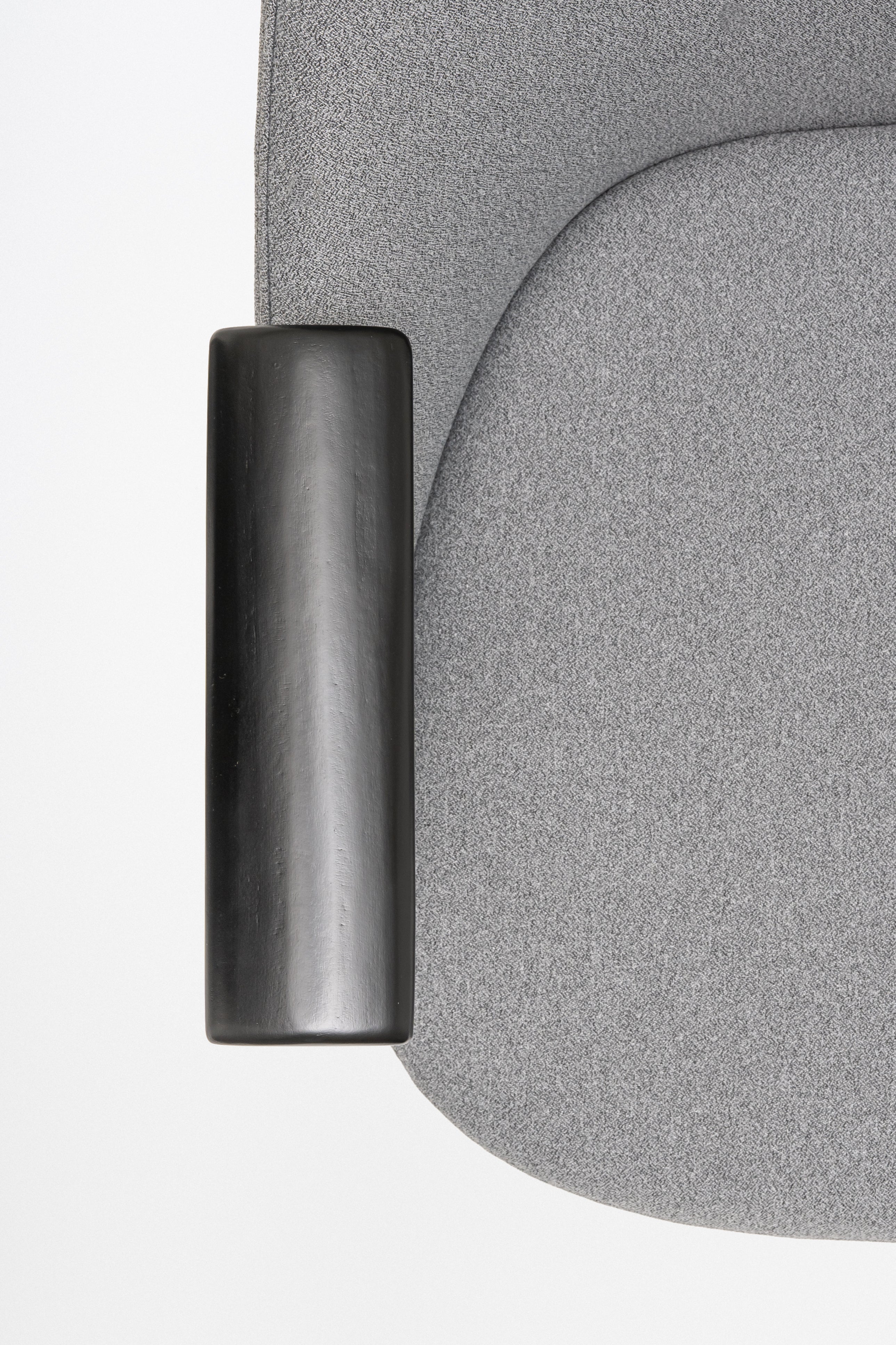 Fotel konferencyjny PARALEL regulowana podstawa z kółkami do powierzchni miękkiej