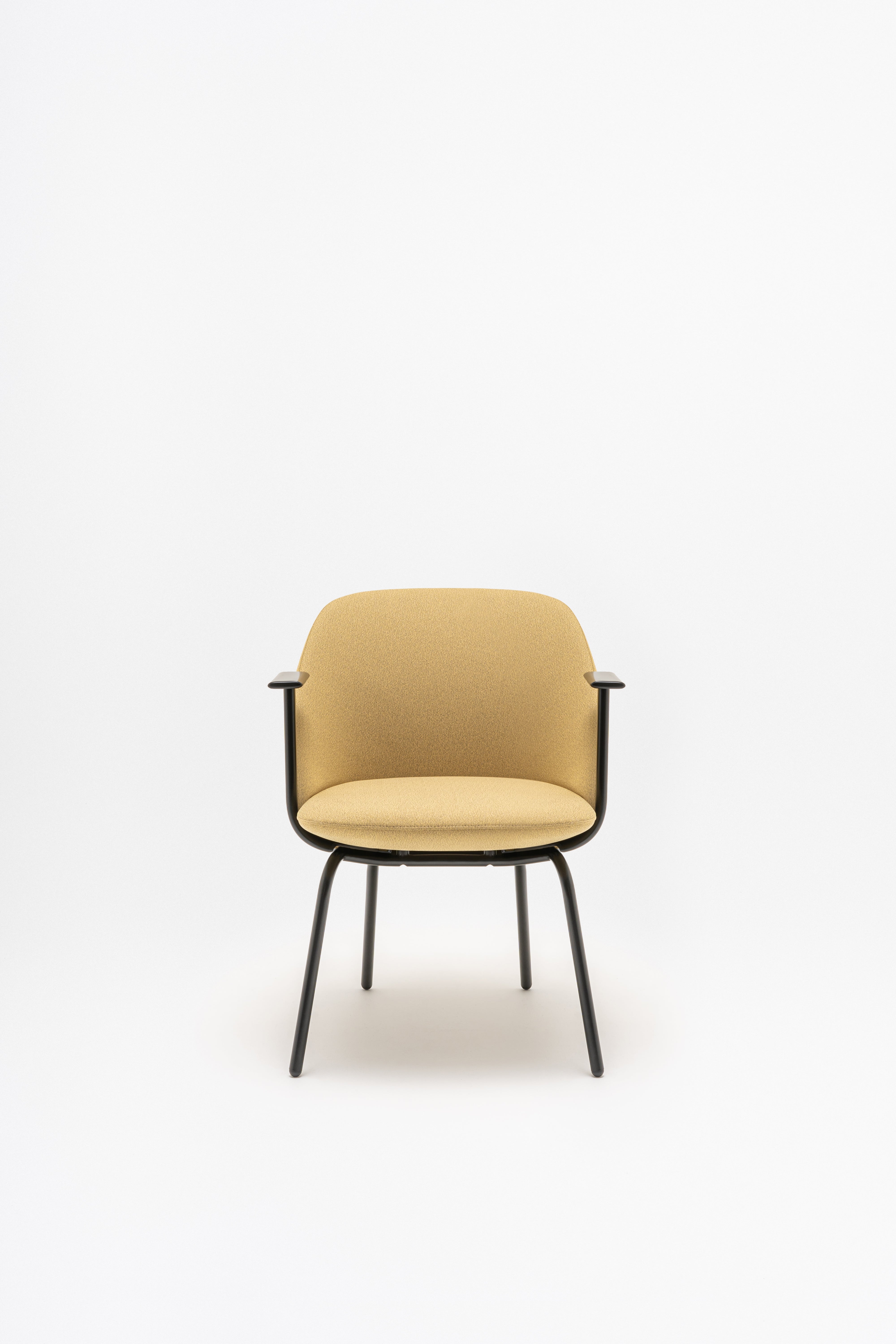 Armchair with low backrest parallel four -legged base