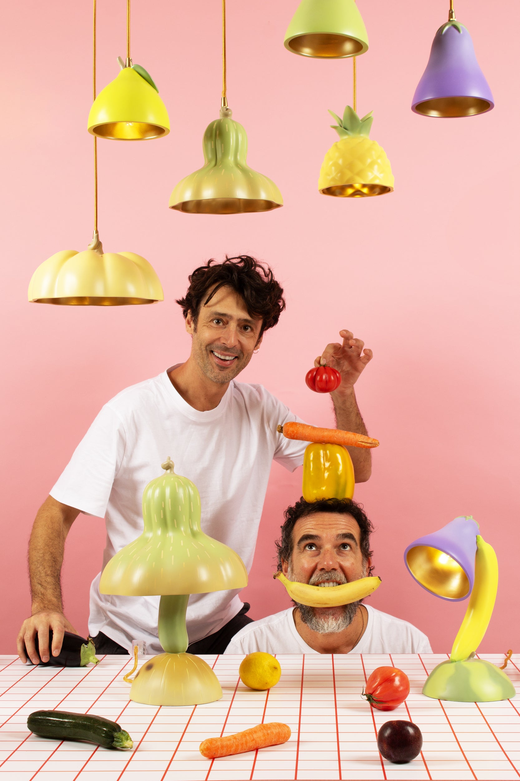 Vitamin table lamp - Aubergine