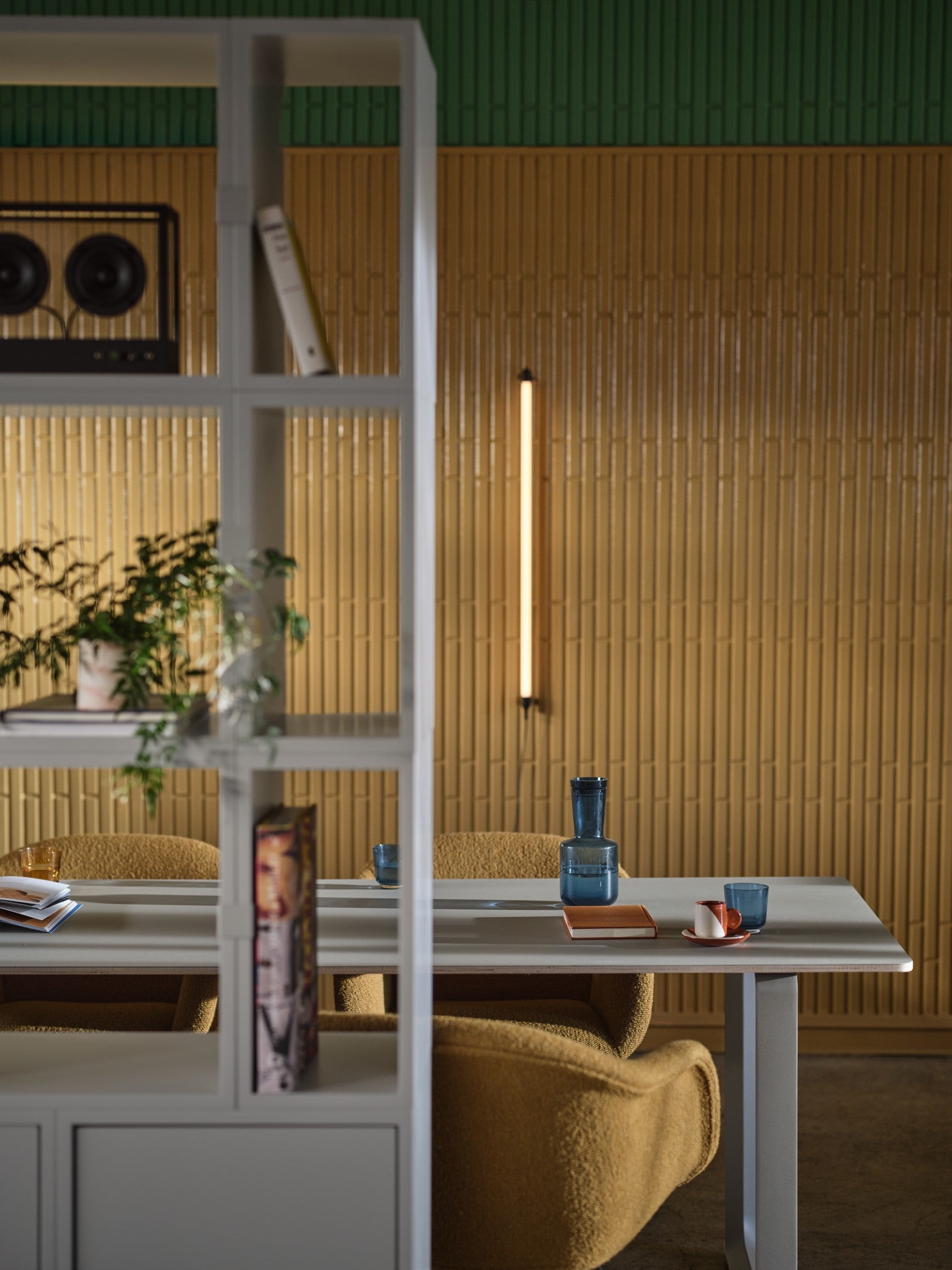 Gray table 70/70