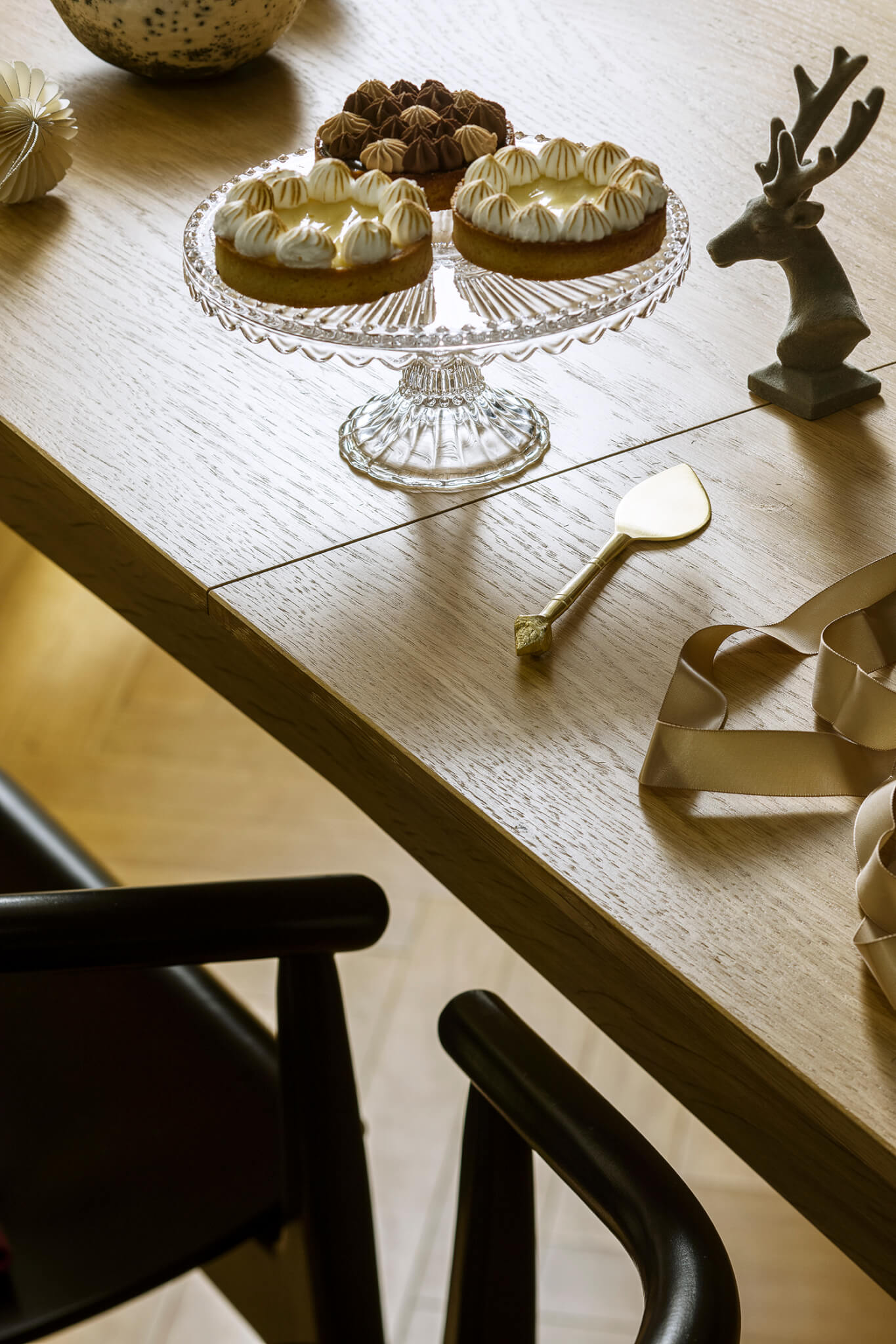 Rozkladací stôl WIDEN čierny dub