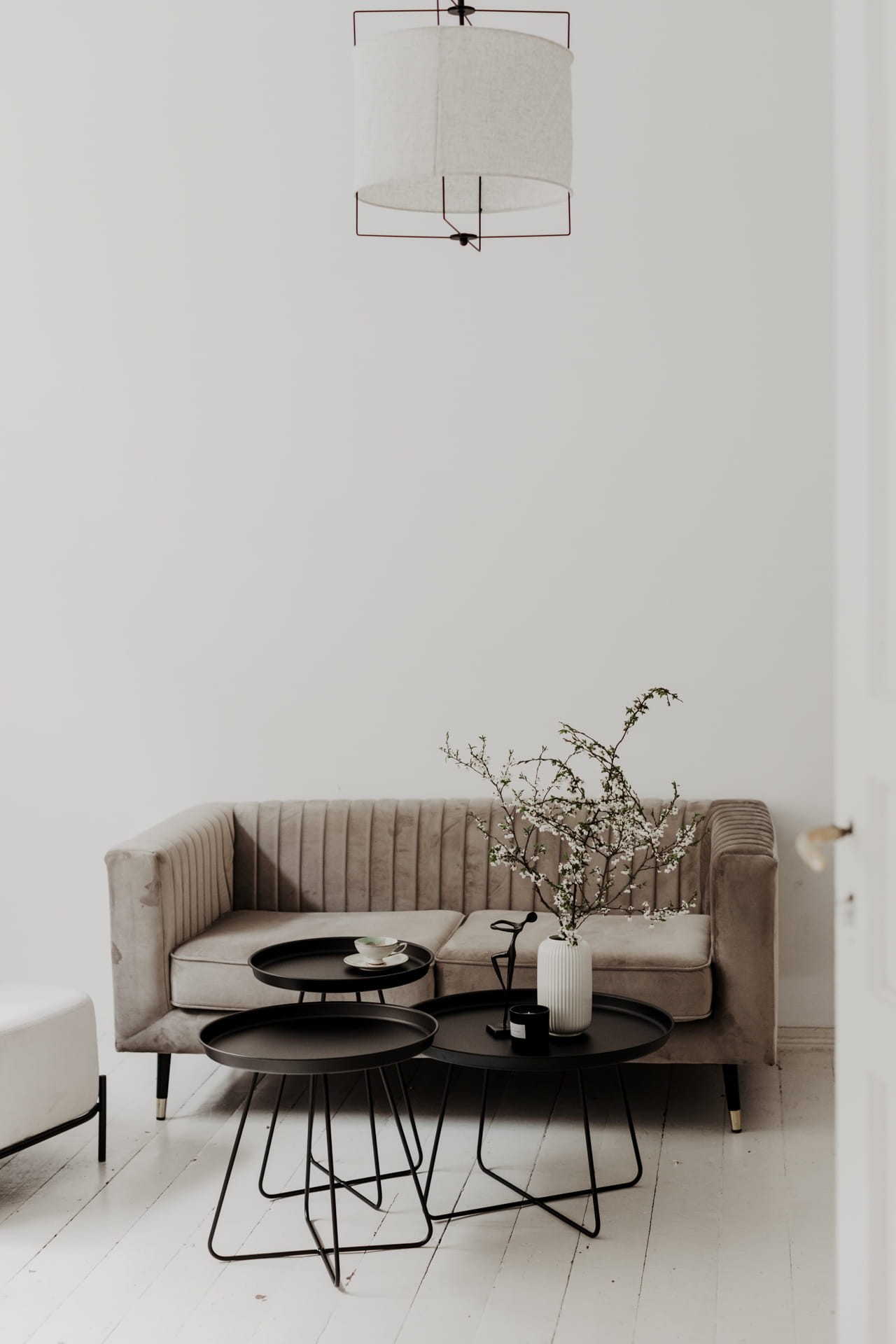 ROD black coffee table