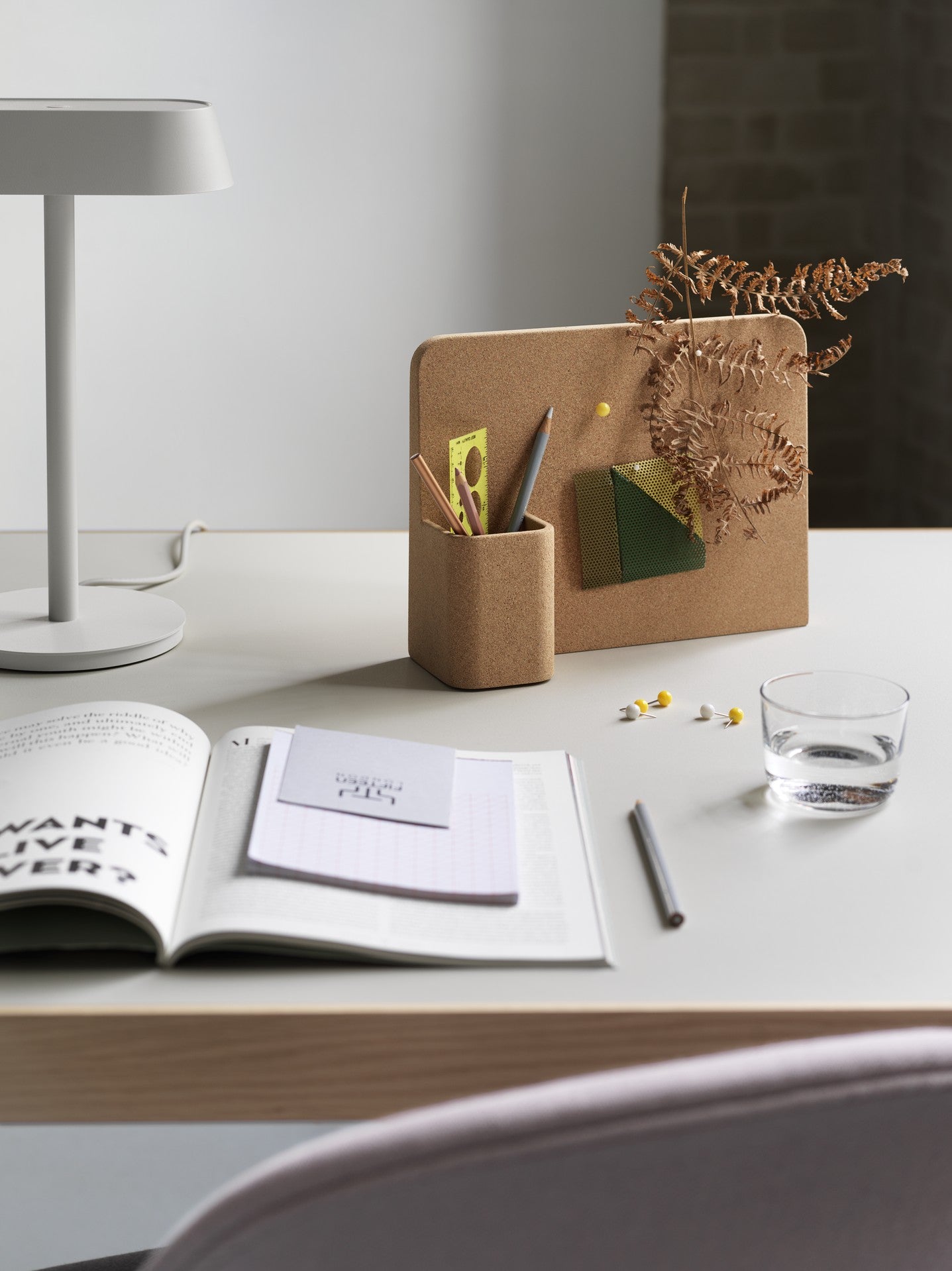 Stôl WORKSHOP šedé linoleum s dubovou základňou