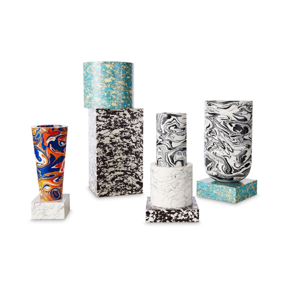 Váza SWIRL čierno-biela mramorová s tyrkysovým podstavcom