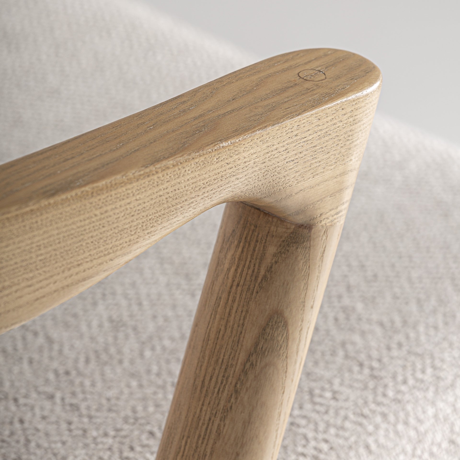 NAMUR Bar Stool Beige with Ash Base