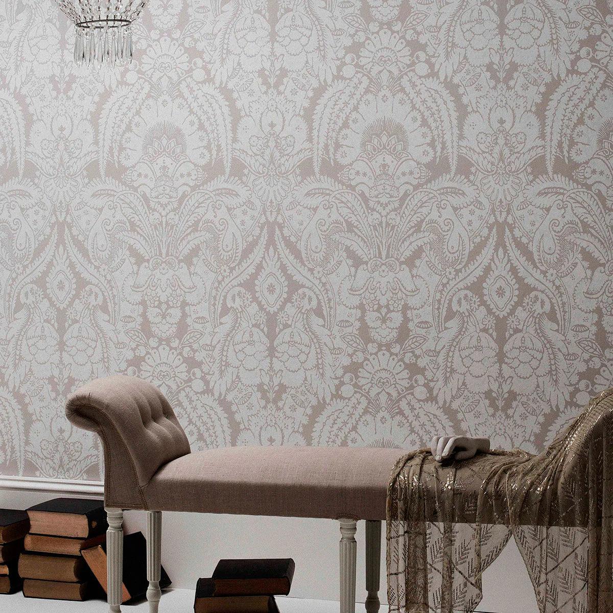 Floral-patterned wallpaper with ornaments ALBEMARLE - Chatterton black on white