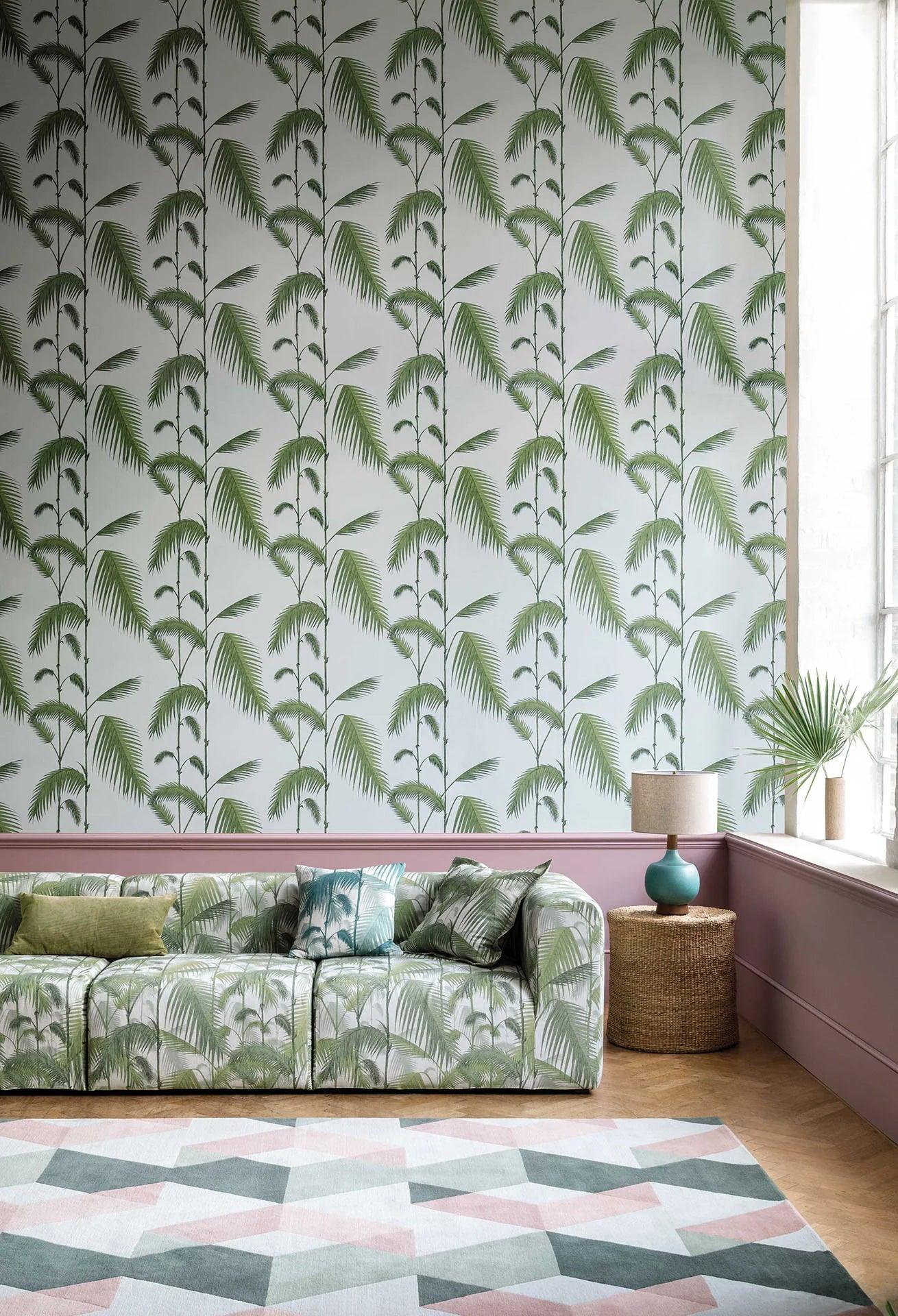 Tapeta s rastlinným motívom palmových listov CONTEMPORARY COLLECTION - Palm Leaves zelená na béžovej