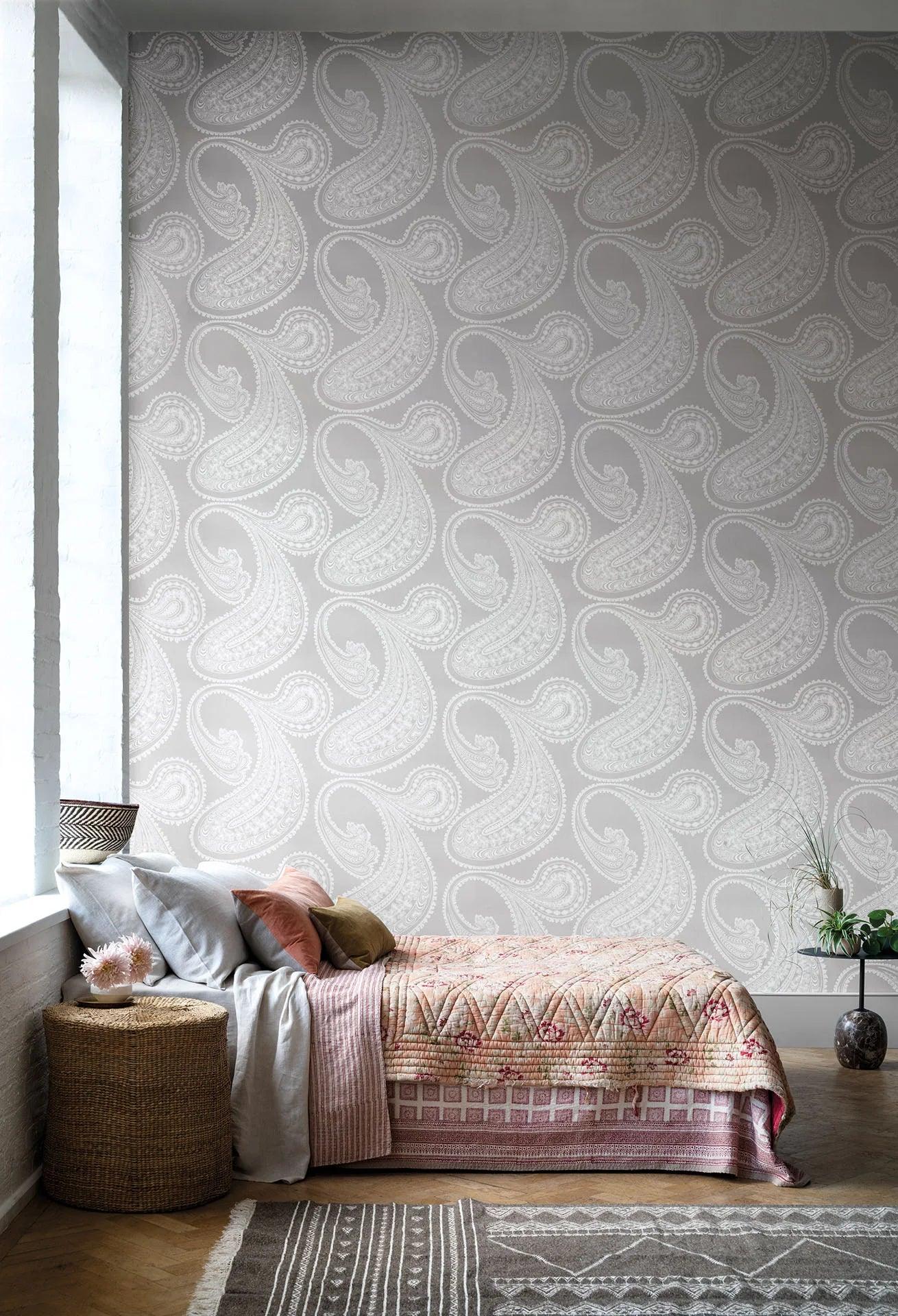 Wallpaper with Abstract Pattern CONTEMPORARY COLLECTION - Rajapur Gray on Beige