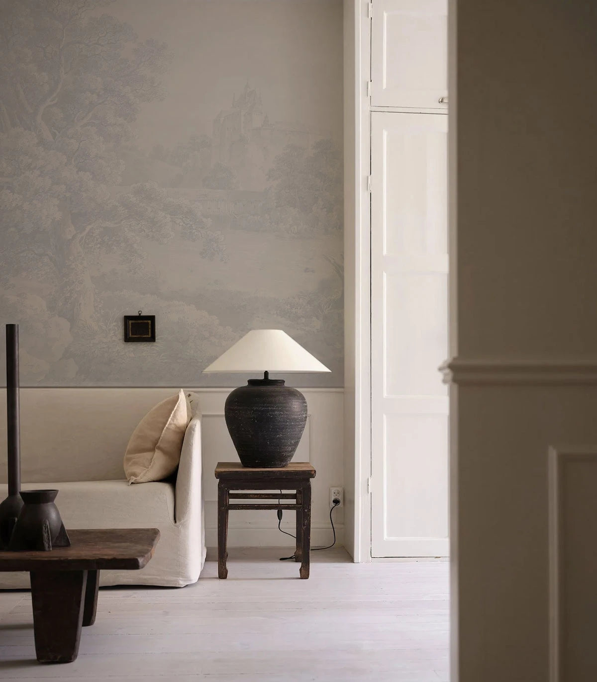 Wallpaper with a Plant Landscape GENTLE LANDSCAPE in Blue