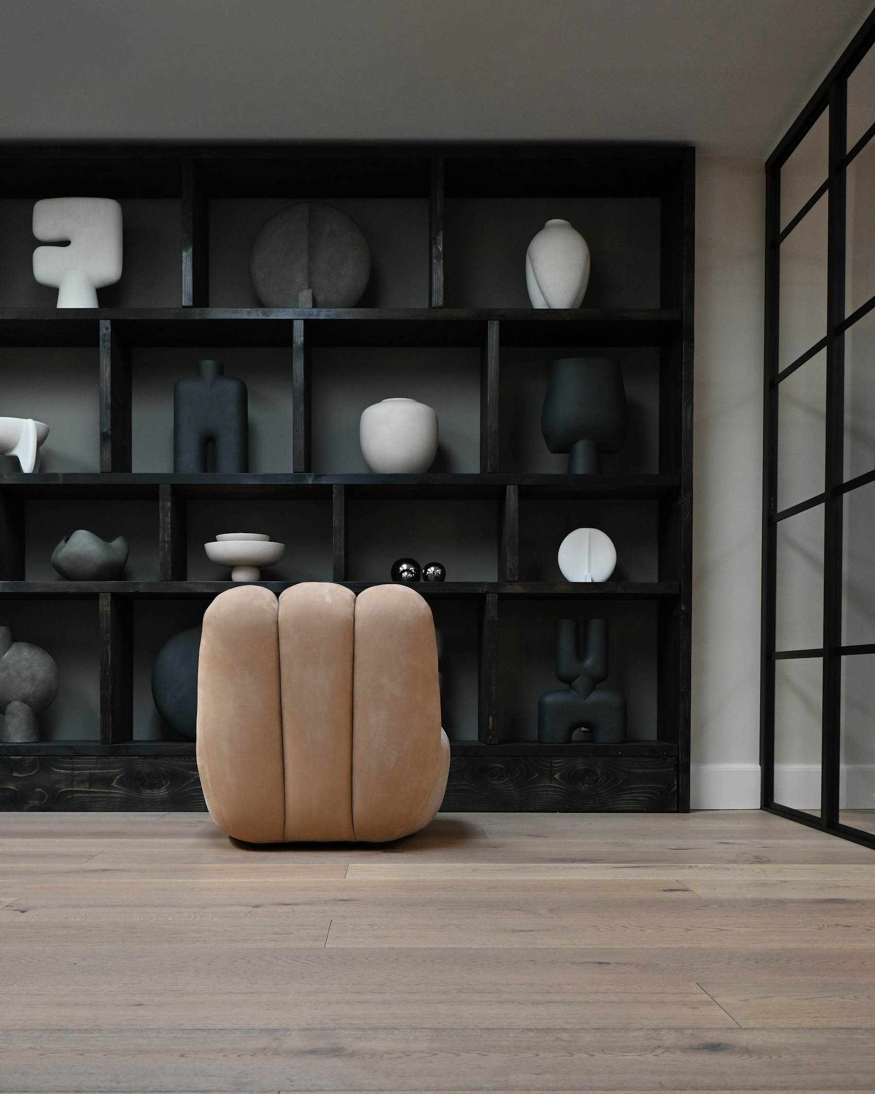 Fotel TOE béžová nubuková koža