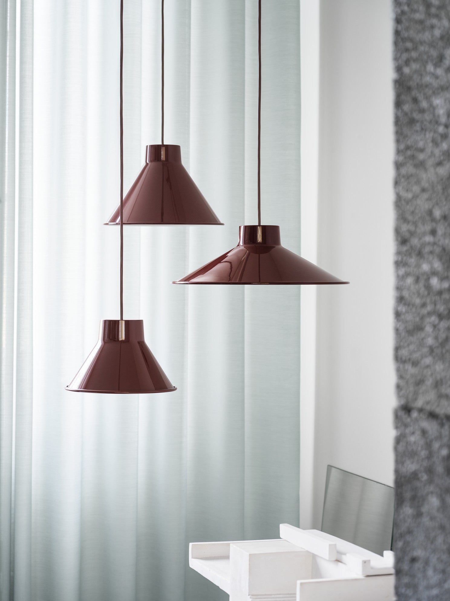Závesná lampa TOP bordová