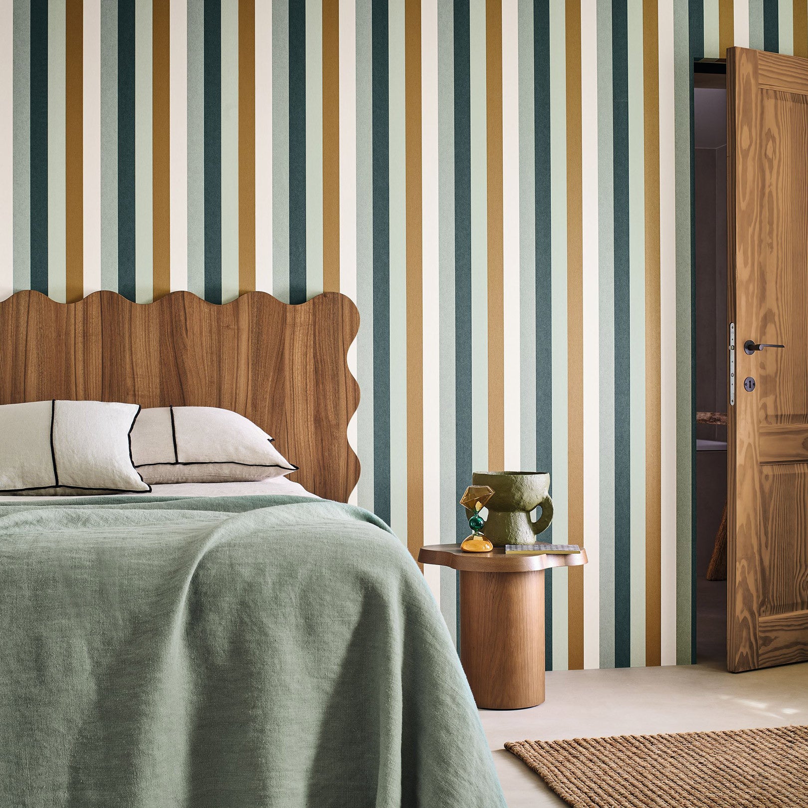 Striped Structural Wallpaper TRANSAT - CELADON/BRONZE mint green with brown