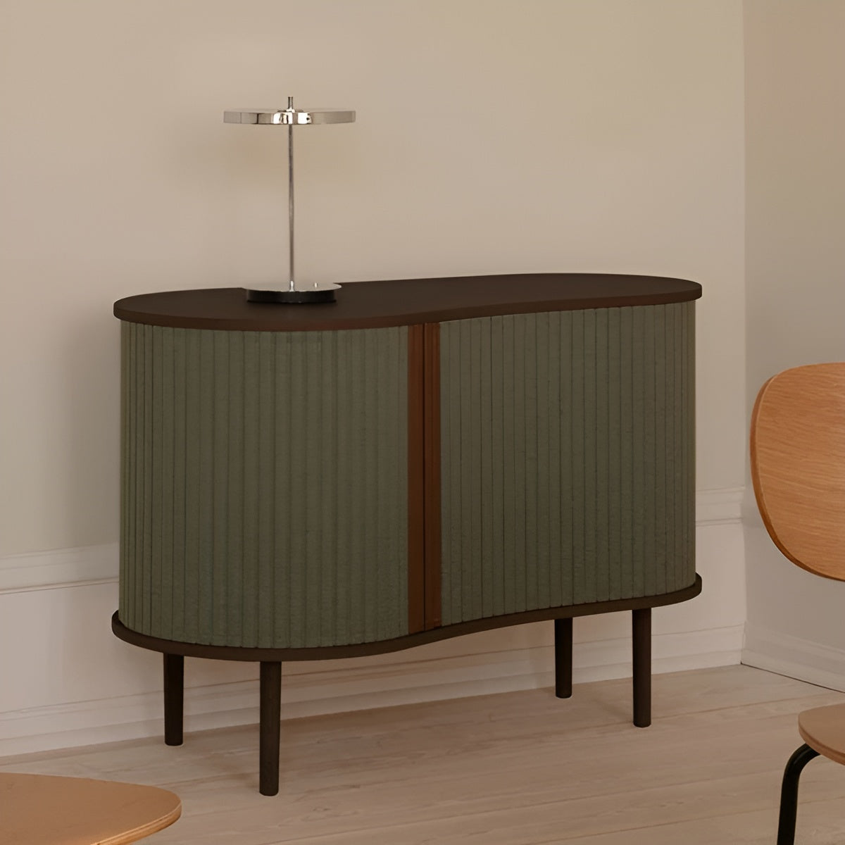 Komoda ODVAŽNÁ zelená s tmavým dubom