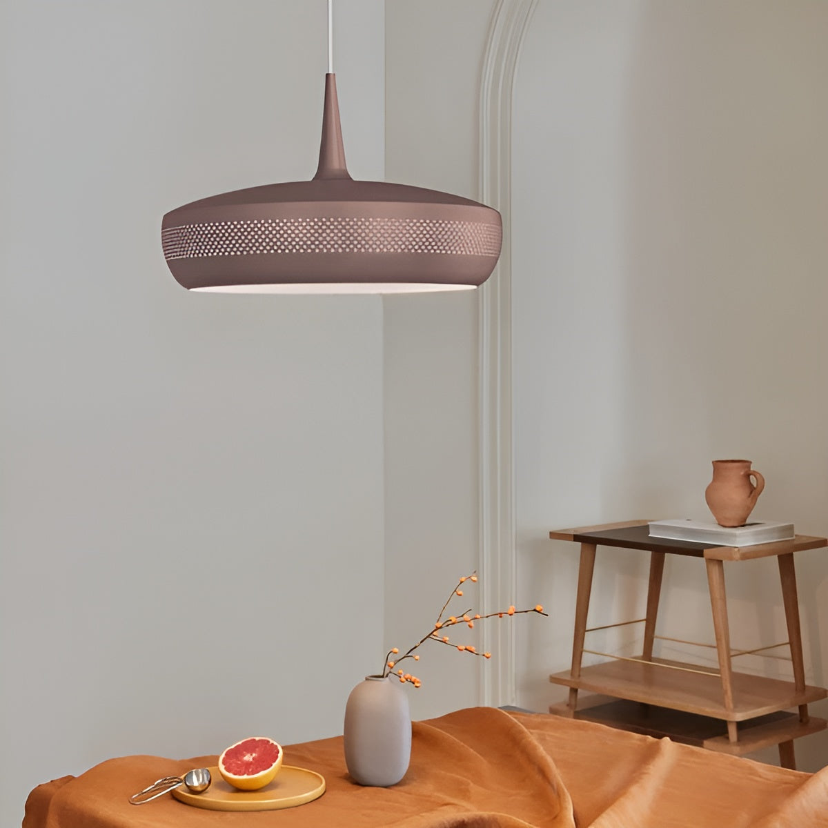 Klosz CLAVA DINE svetlohnedý