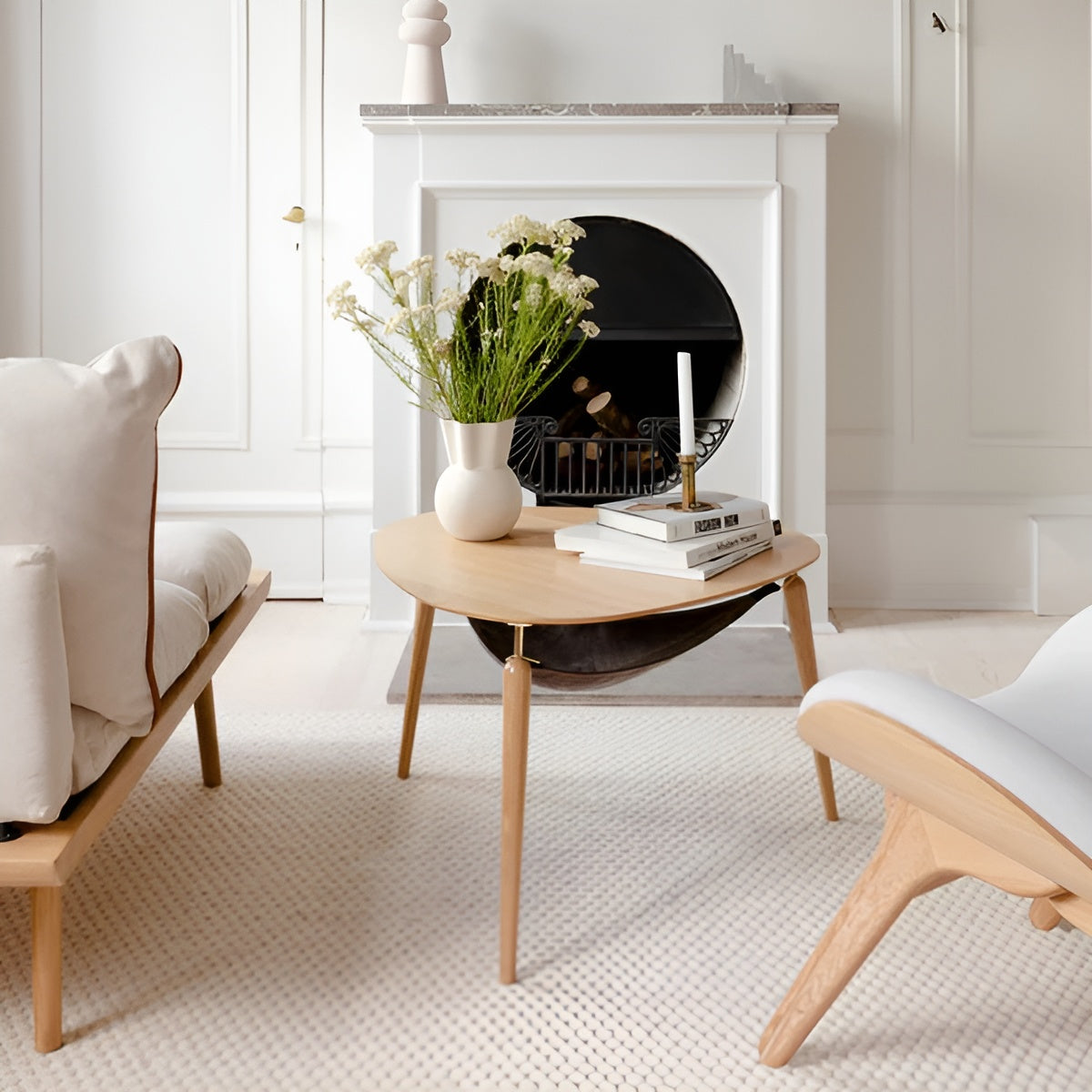 Kávový stolík HANG OUT dub so zlatými podperami