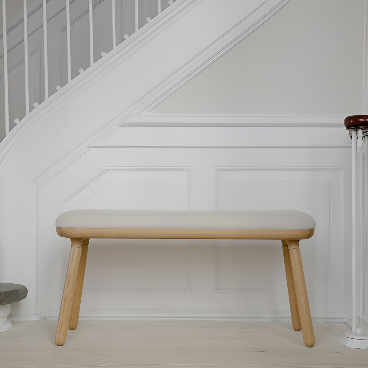 Ławka PAFF piaskowy z dębową podstawą