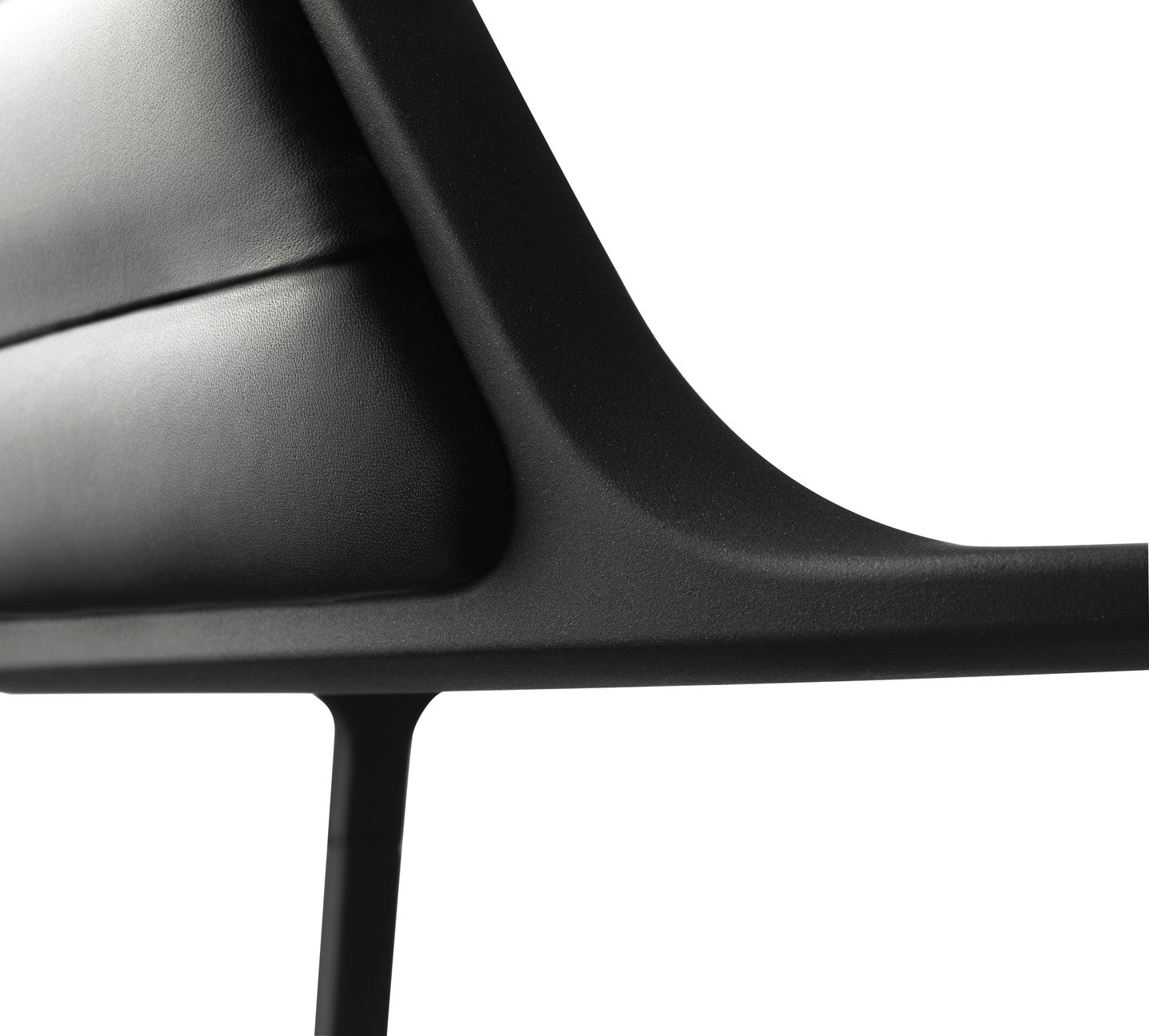 Chair 451 black leather with black metal base