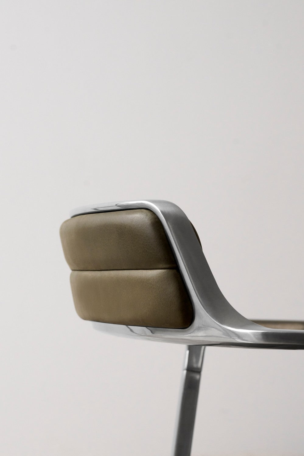 Office Chair 452 Green Leather with Metal Base