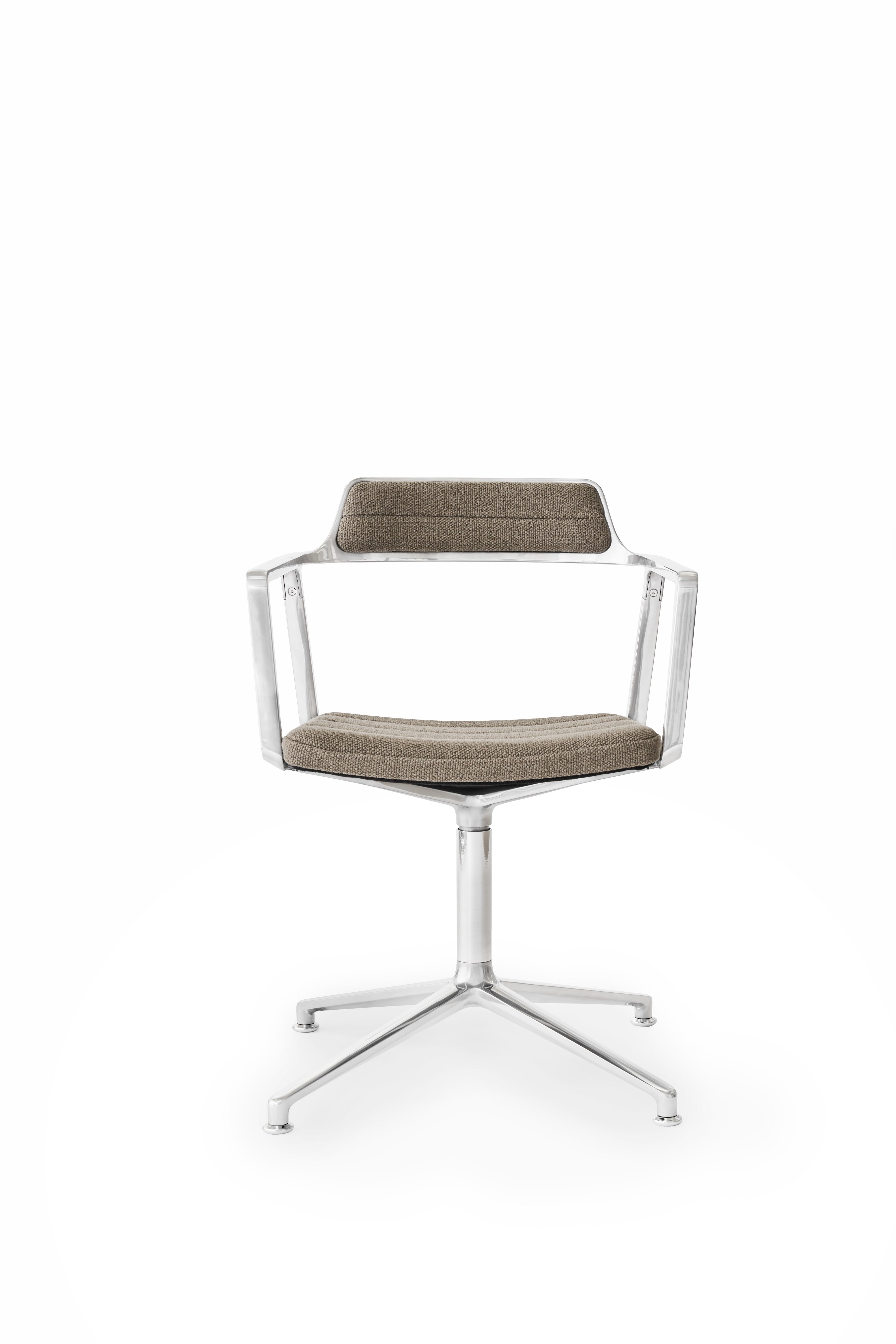 Office chair 452 sand fabric with metal base