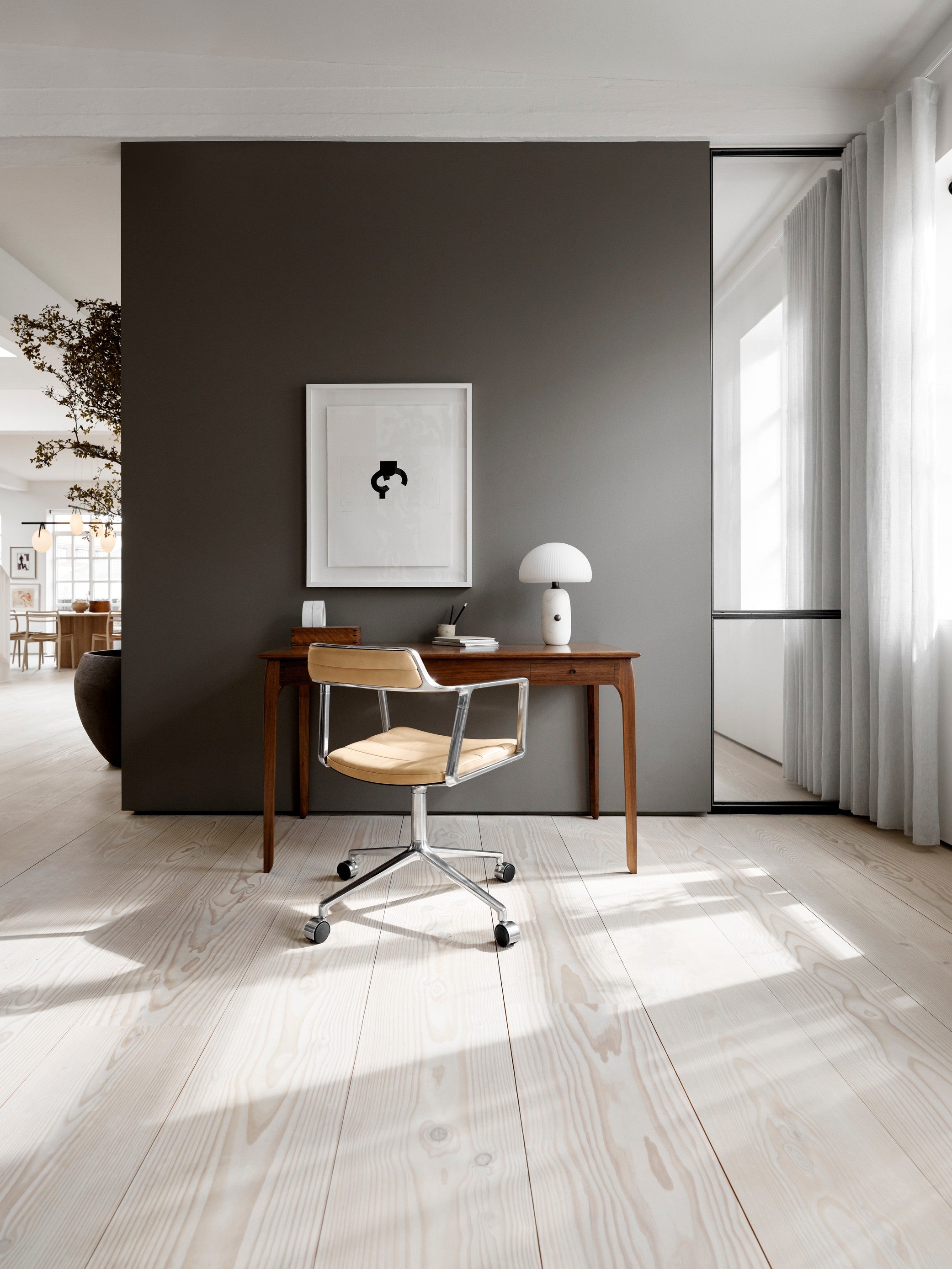 Office Chair 453 Caramel Leather with Metal Base