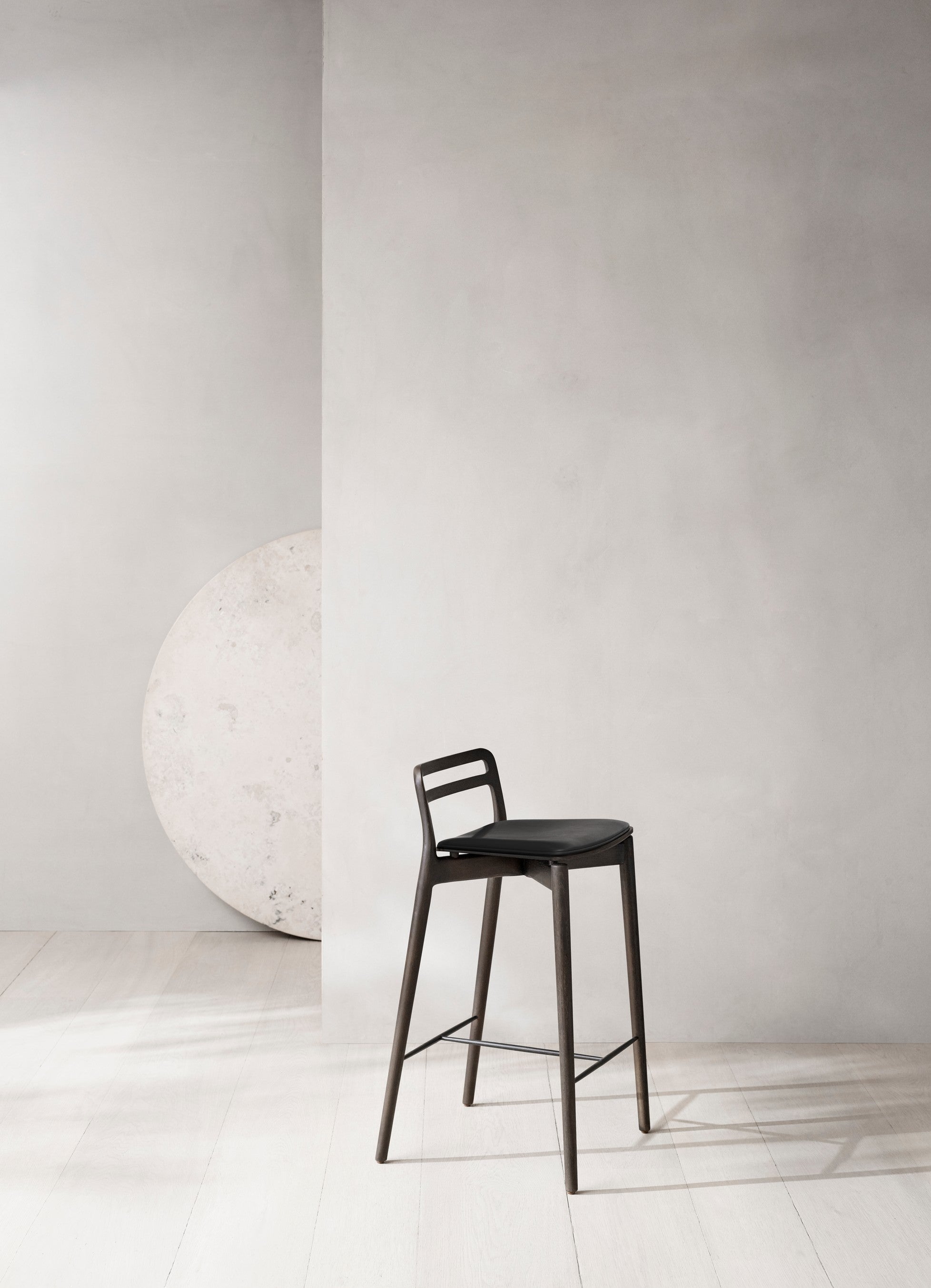 CABIN Stool black leather with dark oak base