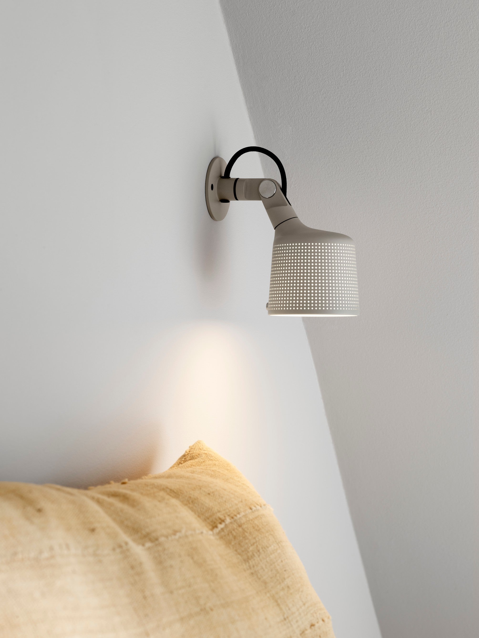 Nástenná lampa 524 šedá metalická