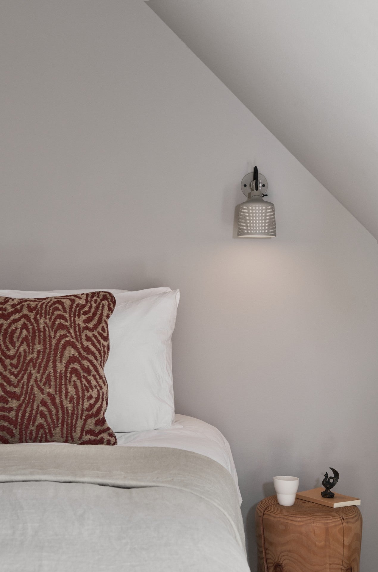 Nástenná lampa 524 šedá metalická