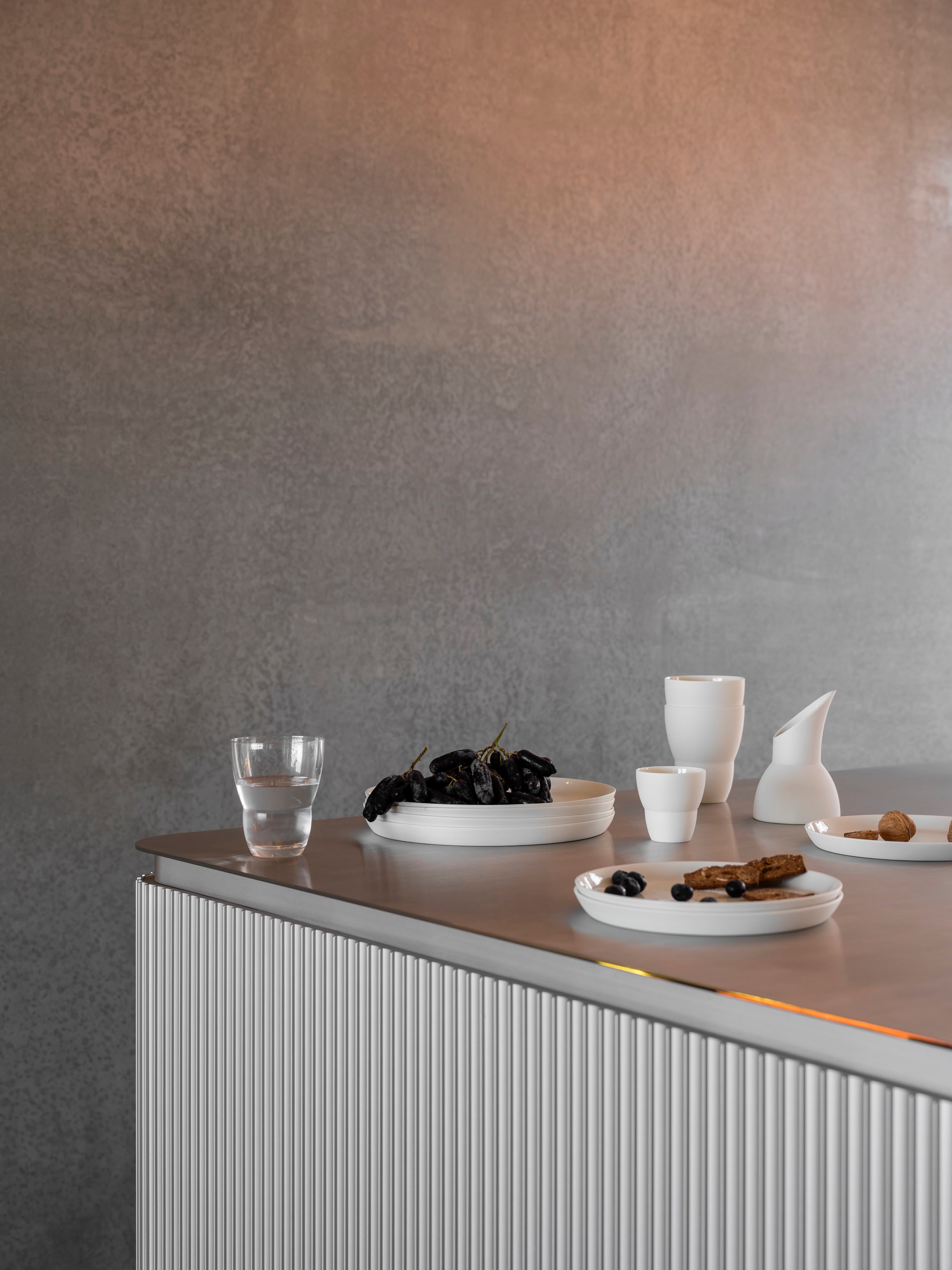 VIPP White Porcelain Plate Set