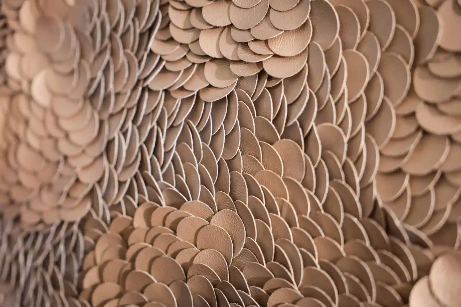 Nástenná dekorácia BLOOM zlatá