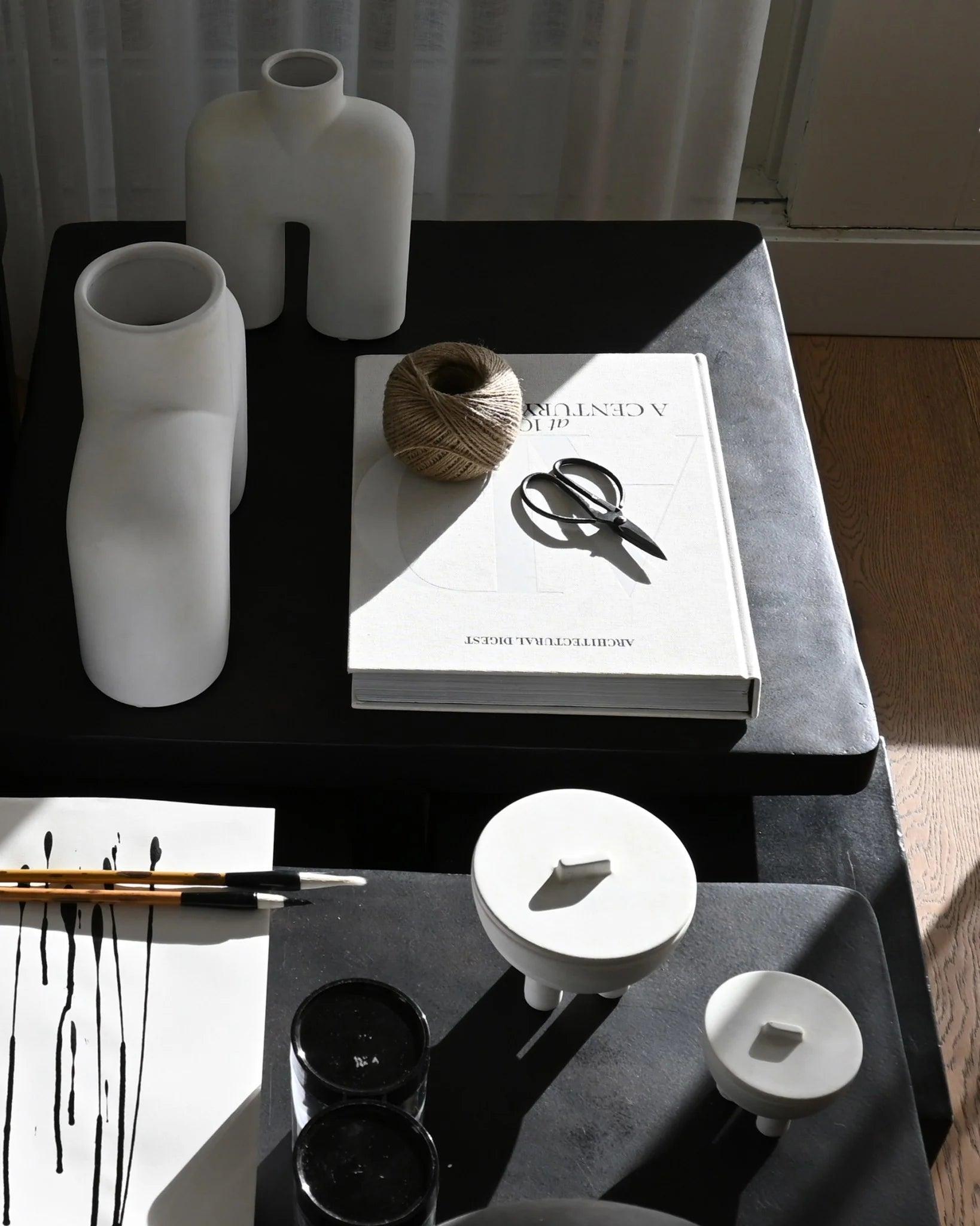 Wazon COBRA UNO BONE biały 101 Copenhagen    Eye on Design