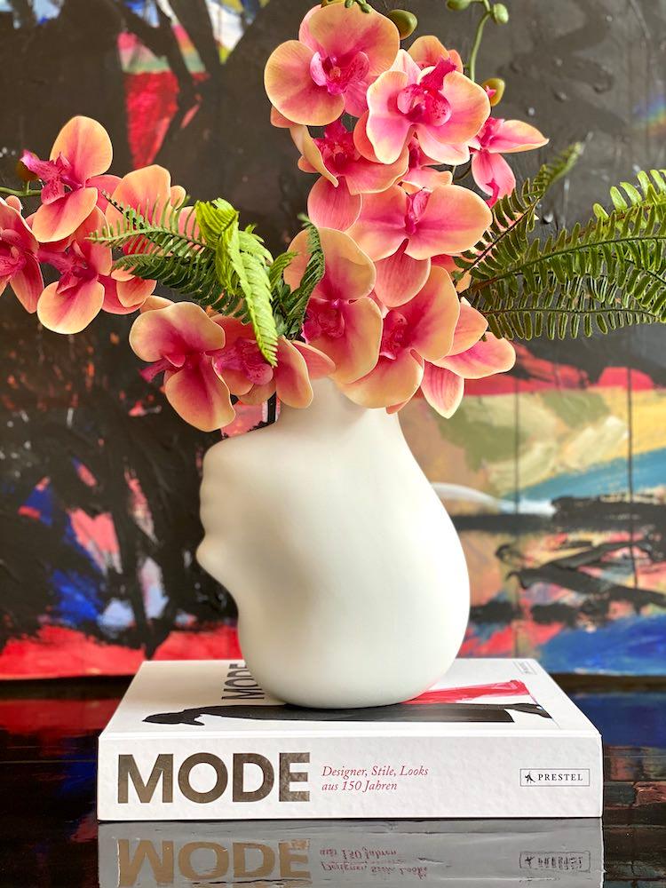 Wazon UPSIDE-DOWN HEAD biały Pols Potten    Eye on Design