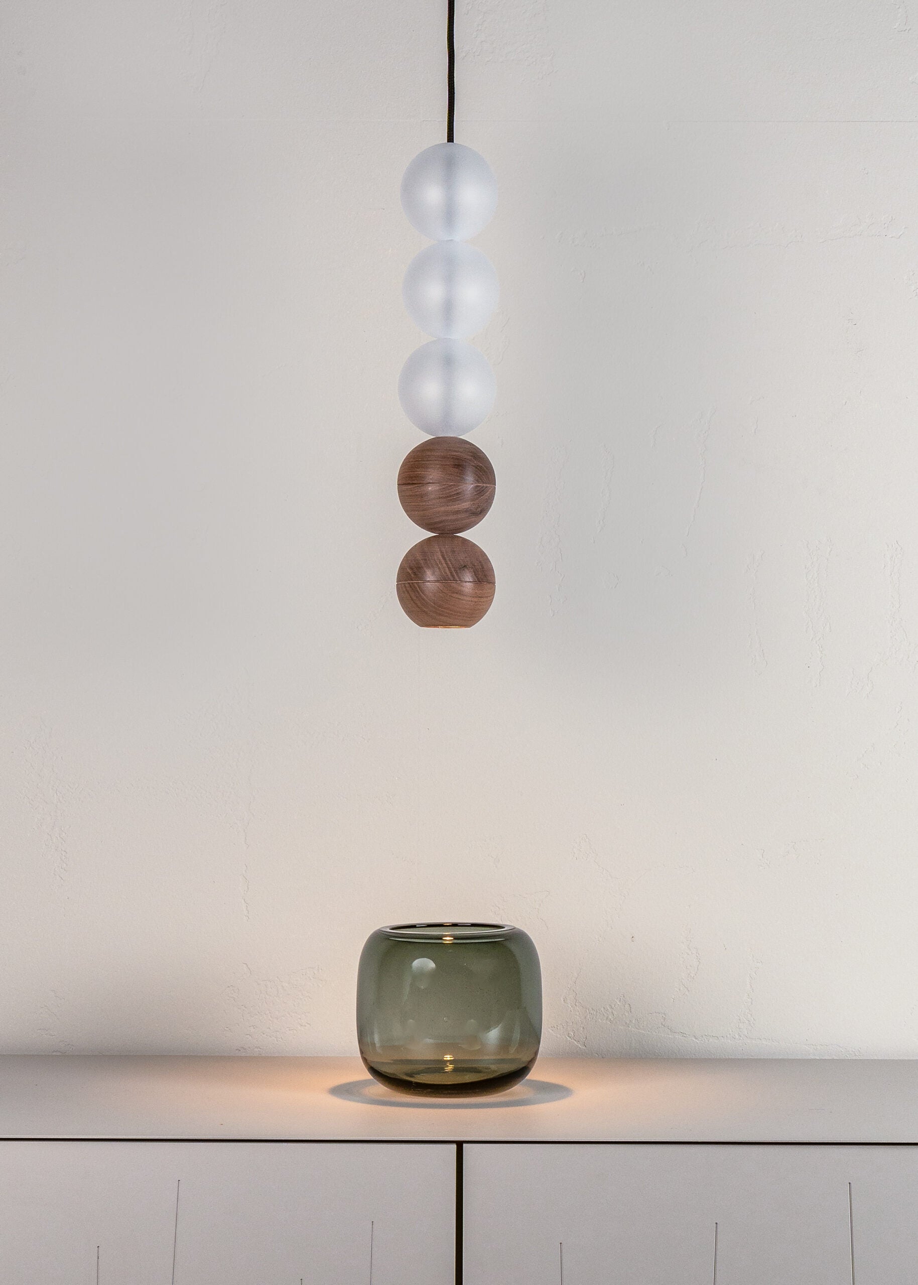 WOODOO GLASS pendant lamp in walnut wood