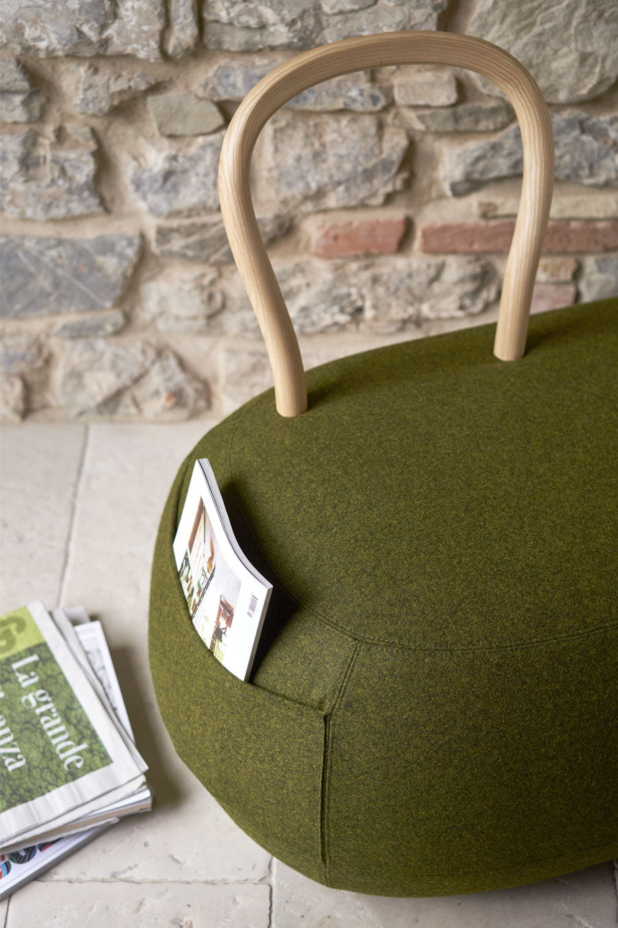 Pohovka YUM YUM čalúnená