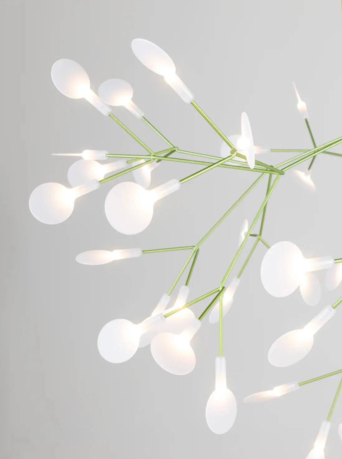 HERACLEUM III ENDLESS chandelier green Moooi Eye on Design