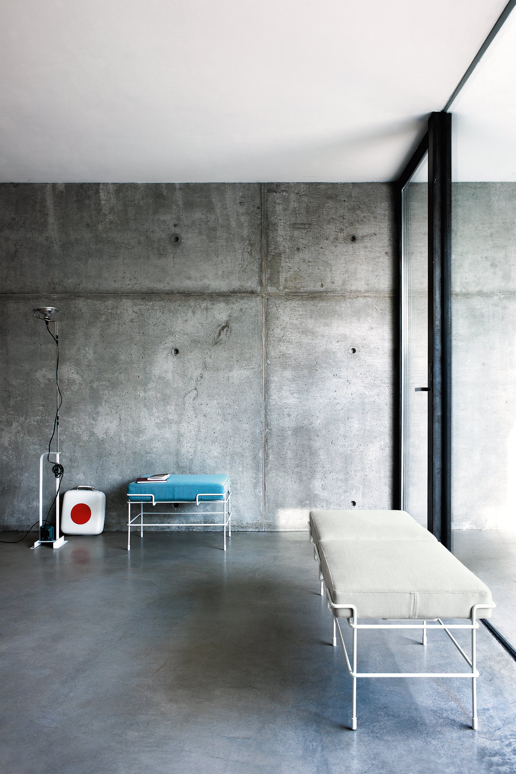 Otomana TRAFFIC szary Magis    Eye on Design