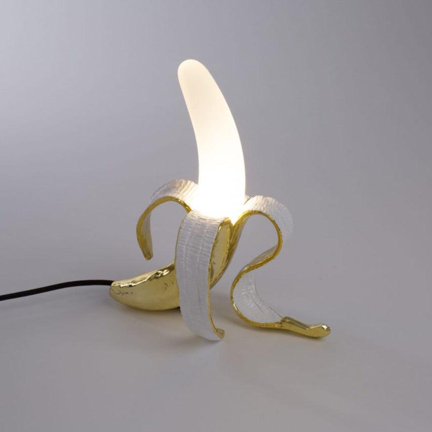 BANANA LOUIE table lamp gold - Eye on Design