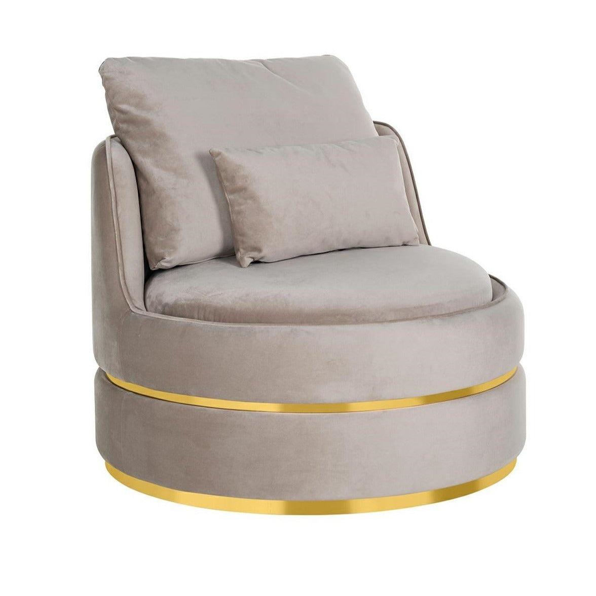 Kylie is a unique combination of convenience with an exclusive look in the glamor style. Two velor pillows increase the comfort of the chair to the highest level. The base from brushed golden steel gives Kylie modern design, which will fit well into the latest trends.