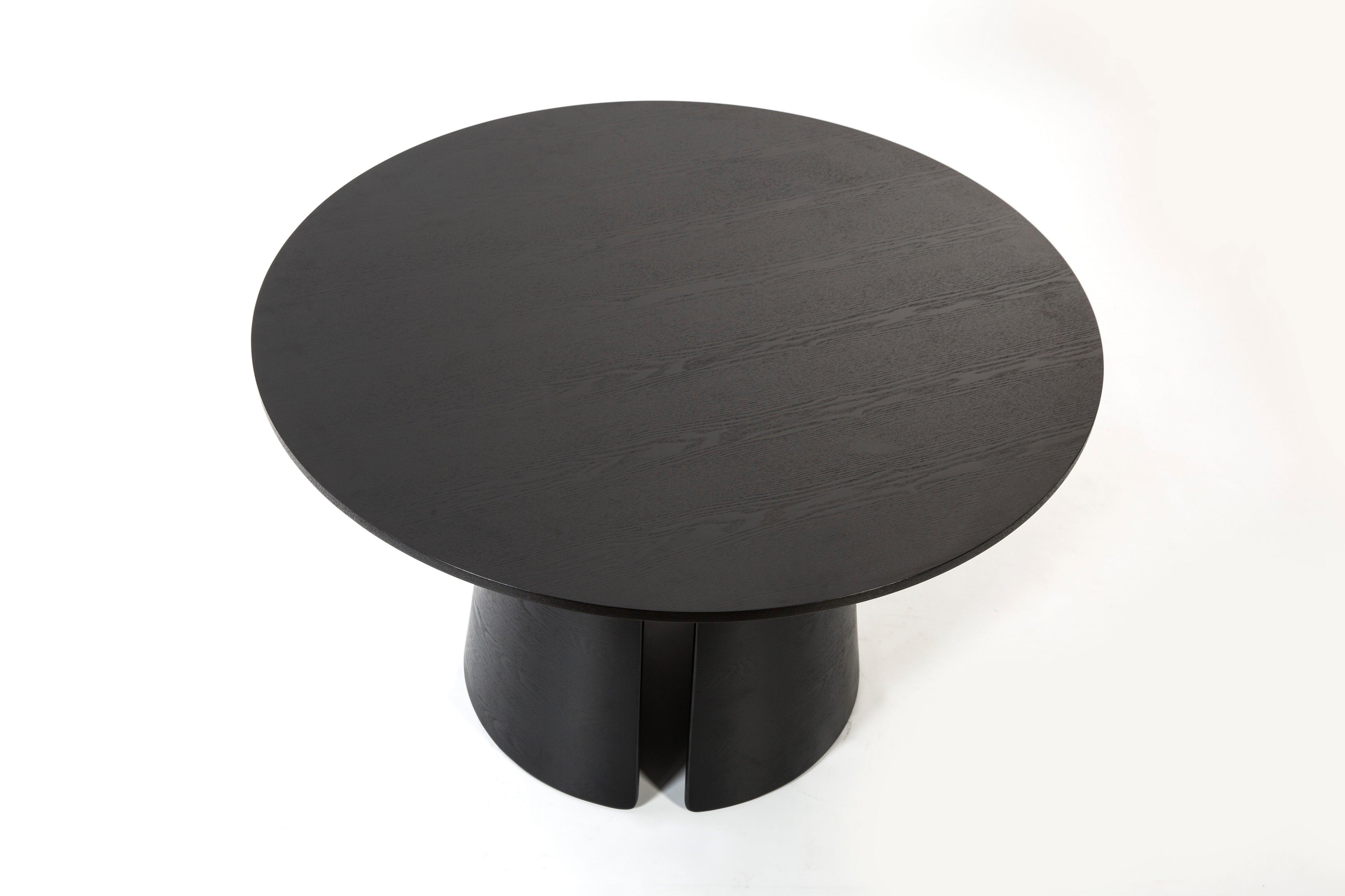 CEP round table black - Eye on Design