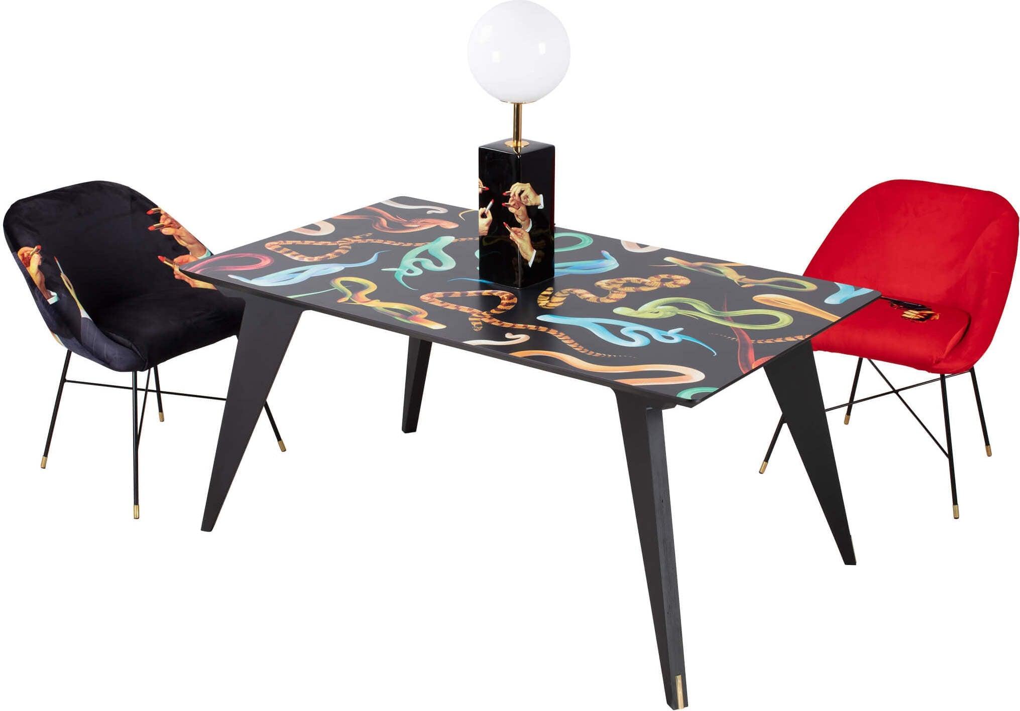 SNAKES round table black - Eye on Design